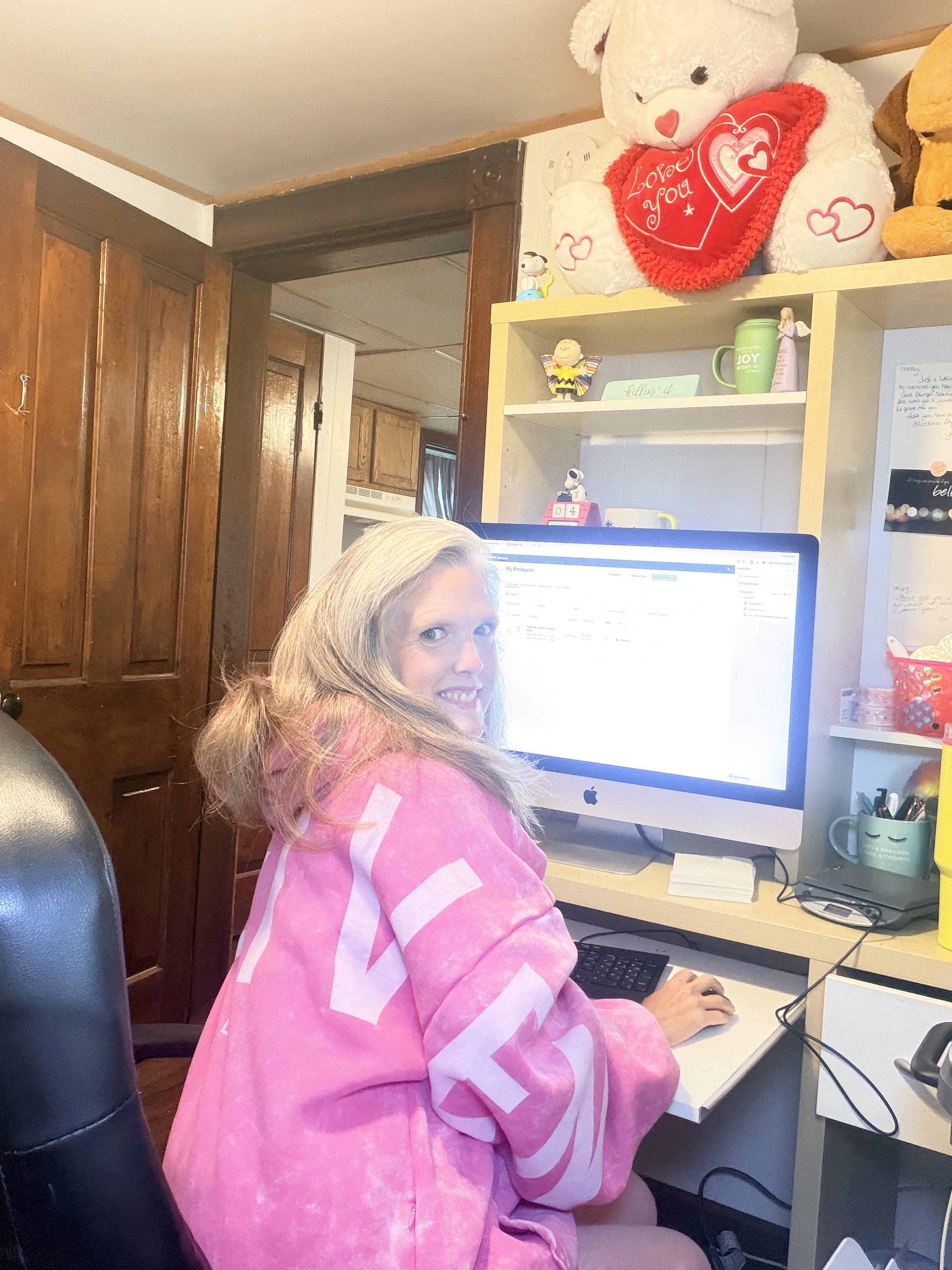 Life Lately: Vow Renewal Countdown, A Cranky Hip & Learning New Things 💗