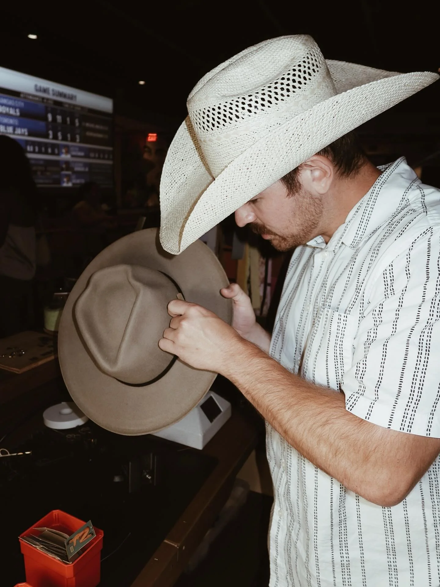 One thing about Nate&rsquo;s arrowhead crown, you better snag it if you see it at a pop up 🫰 🫰🫰

Each one unique to the other, Nate and the rest of the Mayvens have been perfecting the arrowhead crown for our biggest Chiefs fans. ❤️💛 

Let us mak