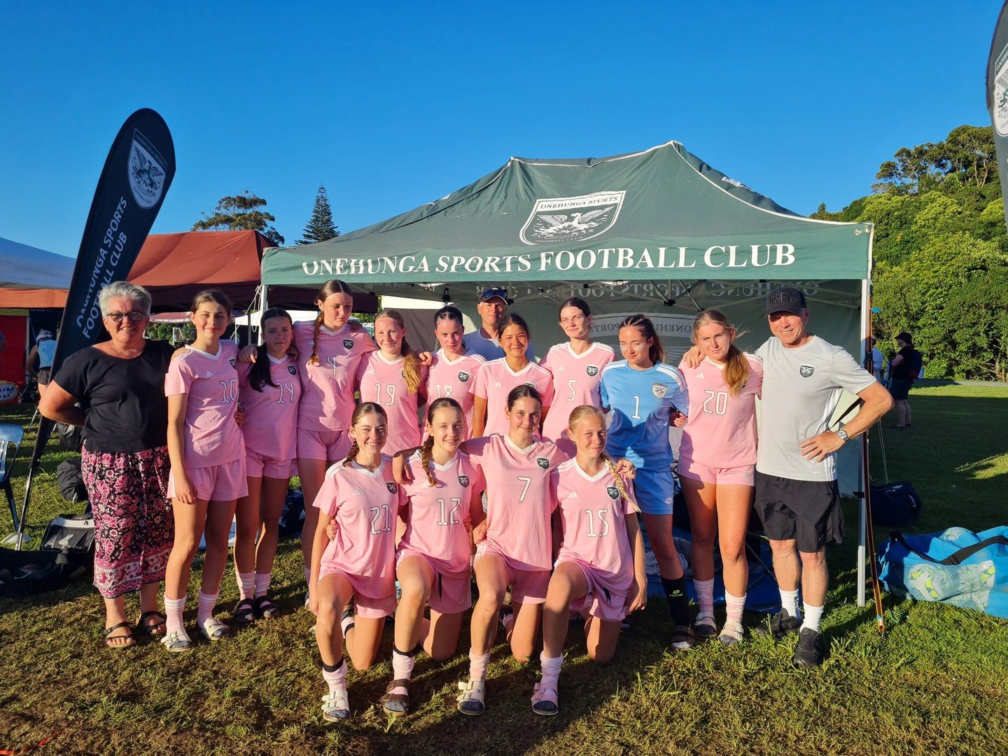 U17 NATIONAL TOURNAMENT | WEEKEND WRAP 🖤💚

Our U17 Women&rsquo;s team wrapped up a huge weekend at the National Tournament, taking on some of the strongest sides from across Aotearoa. The group showed character, grit, and real Onehunga spirit in ev