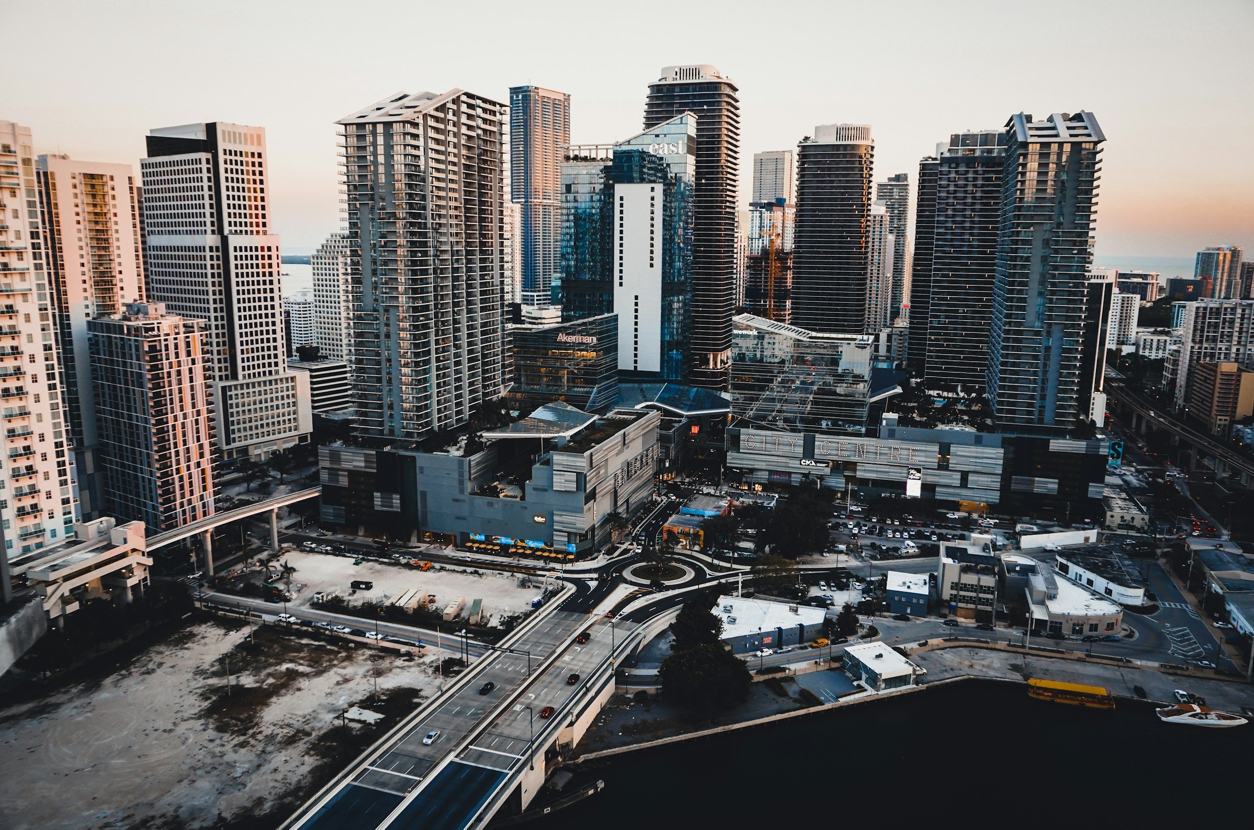 skyline image of brickell miami
