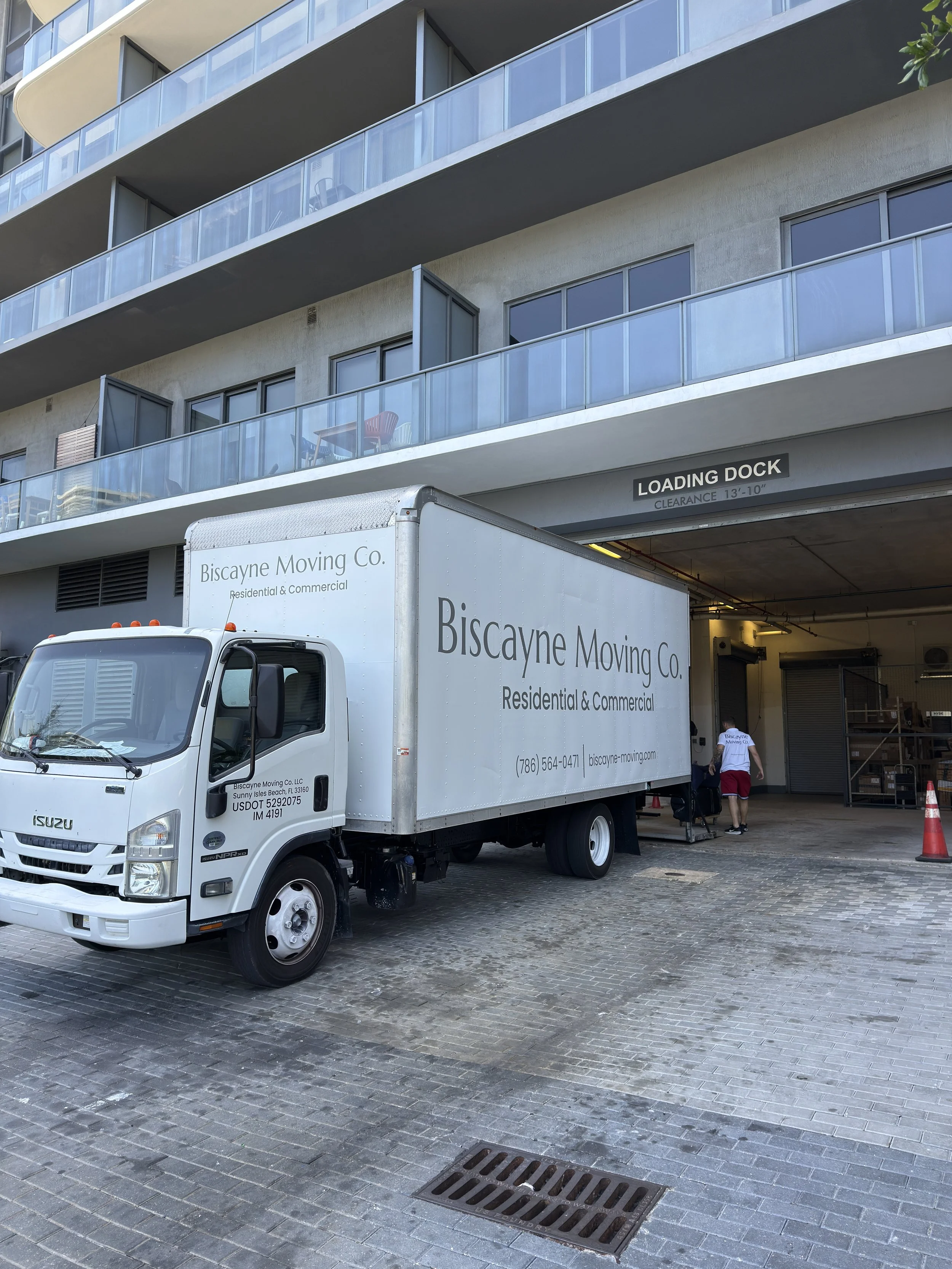 The Ultimate High-Rise &amp; Condo Moving Guide for South Florida