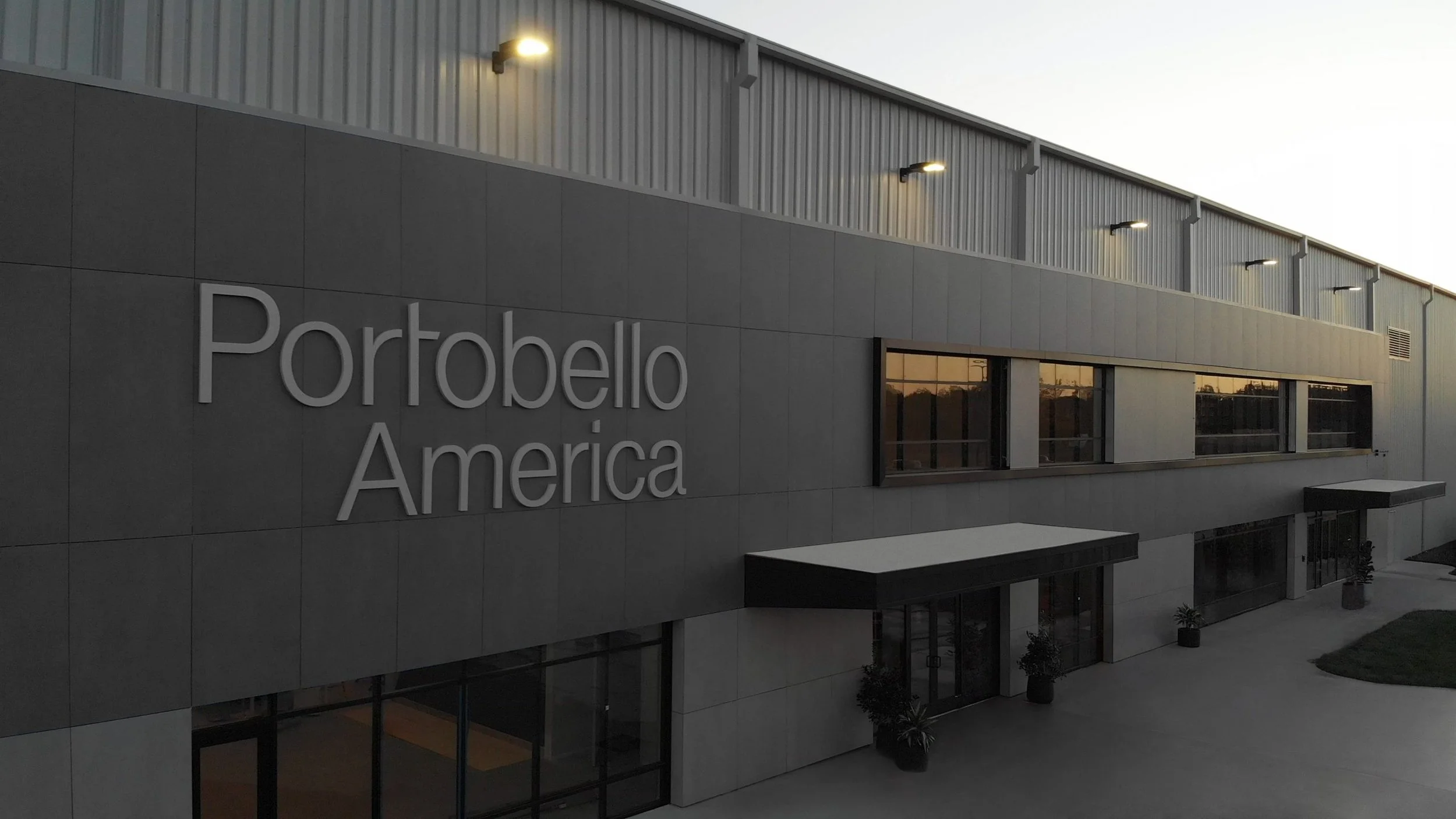 Commercial warehouse pickup in South Florida for large-scale commercial move handled by Biscayne Moving Co