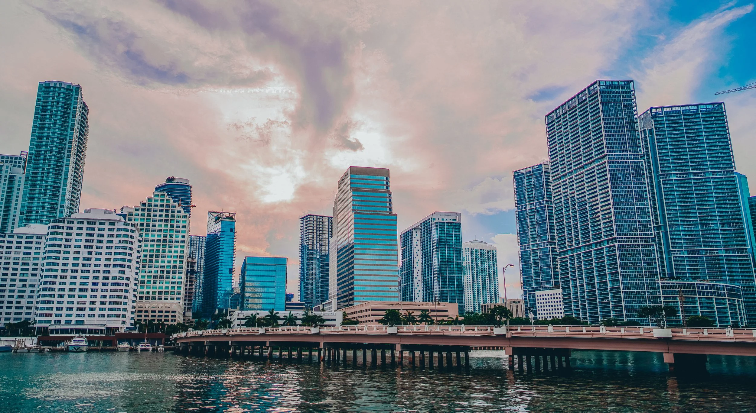 Biscayne Moving Co. guide on best areas to live in miami 2026