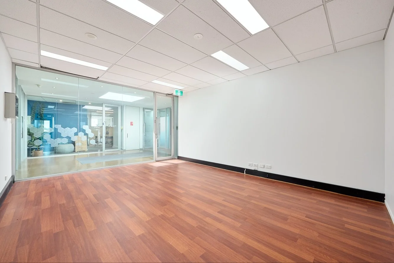 A rare chance to secure professional office space in one of Victoria&rsquo;s most prestigious coastal townships, where high-quality commercial properties are tightly held.

Two flexible first-floor suites &ndash; 91m&sup2;* and 115m&sup2;* (lease ind