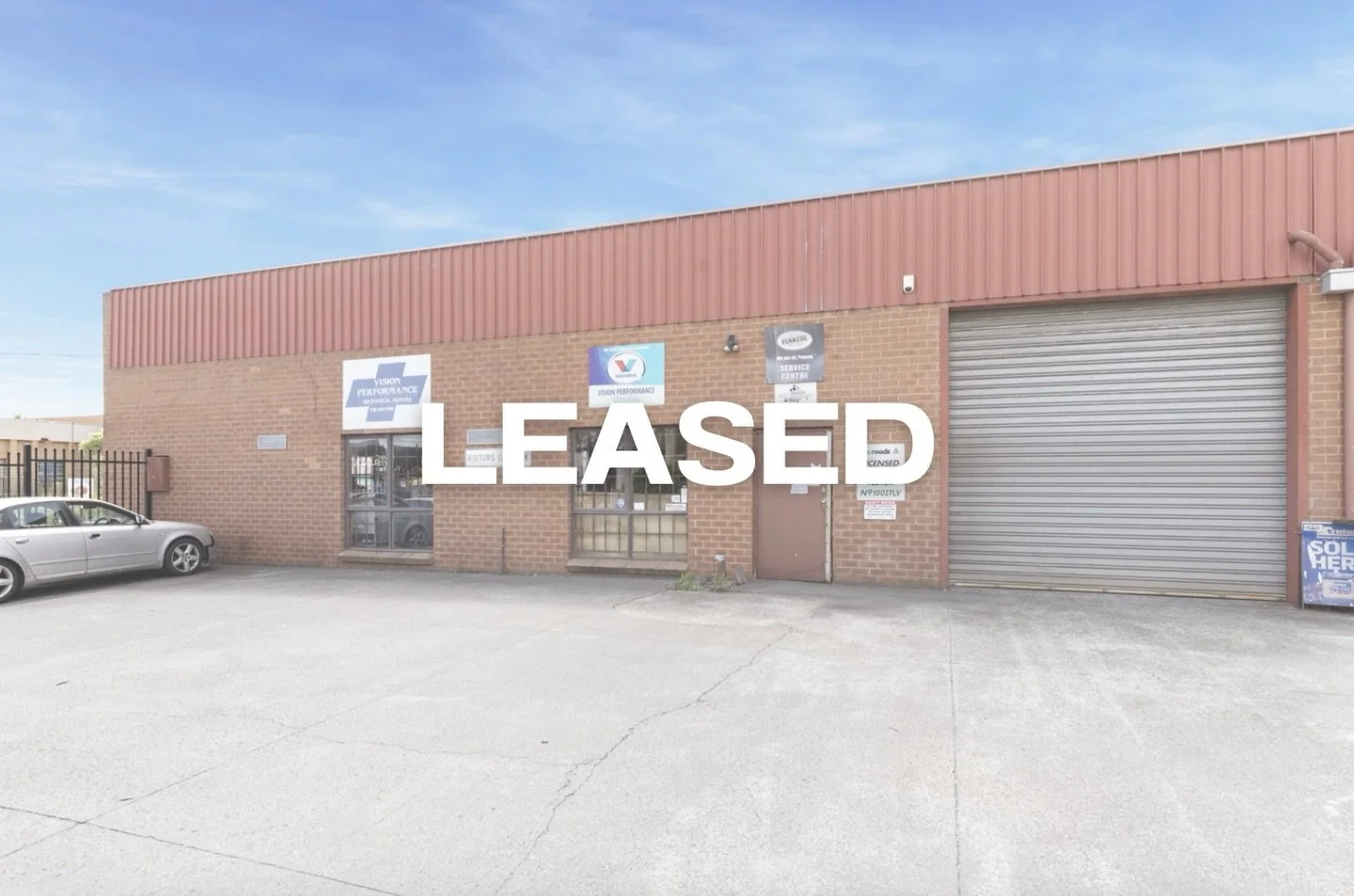 LEASED. 

1/13-15 Sussex Court, Sunbury 🏭

For any enquiries on how we can assist your investment property, please reach out to our office. 

@rosinsmythrealestate