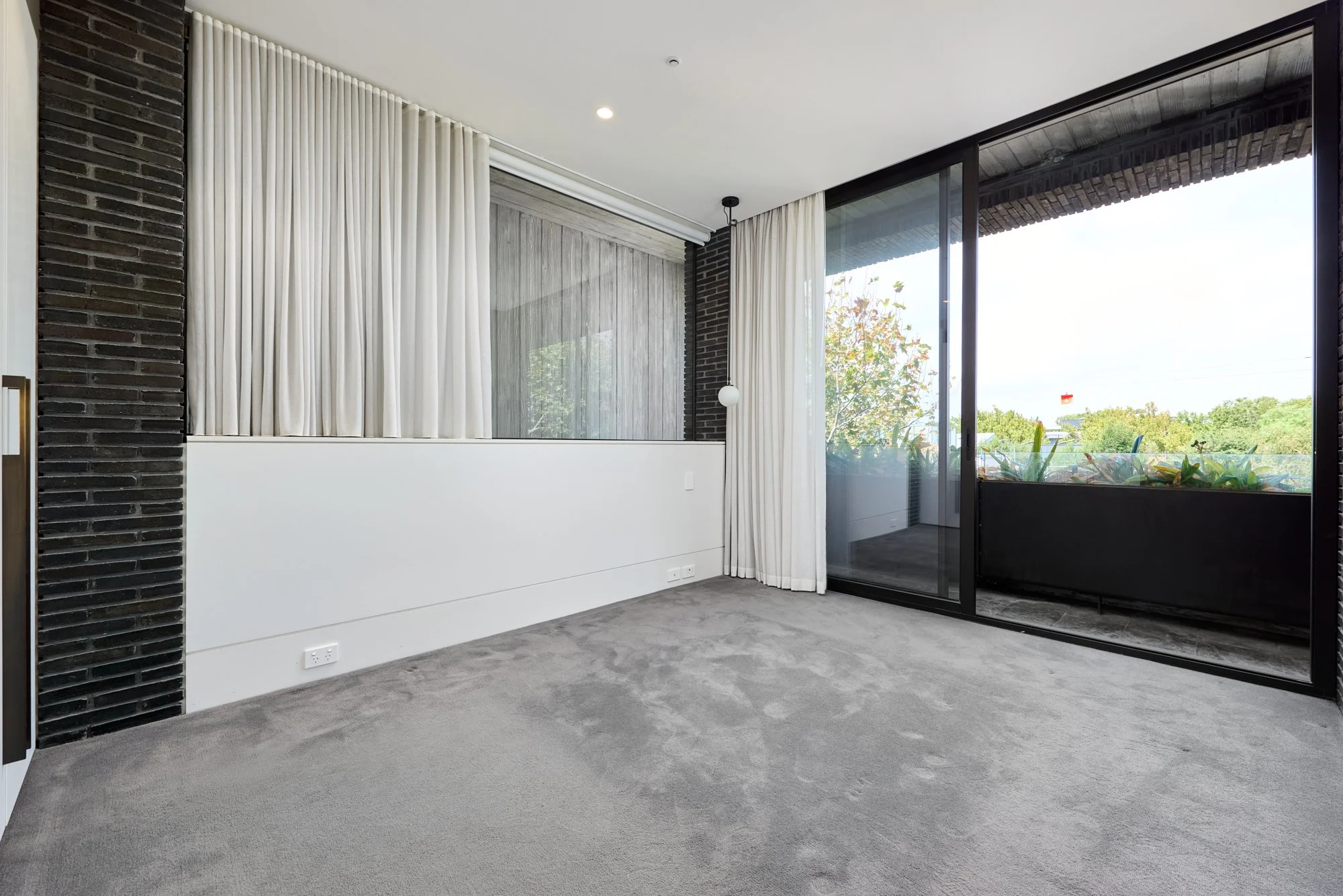 205_2 Pine Avenue, Elwood-WEB-_DSC4607.jpg