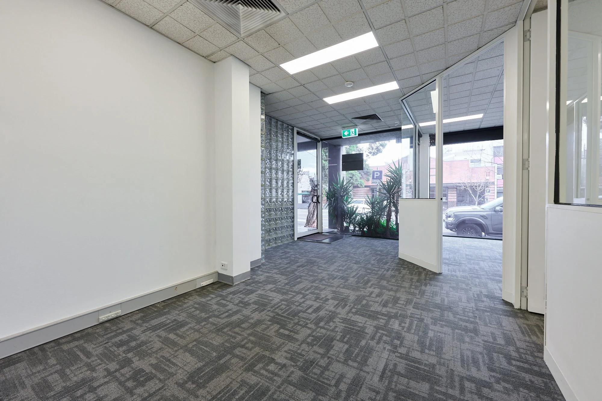 1_50 Howard St, North Melbourne-WEB-_DSC4179.jpg