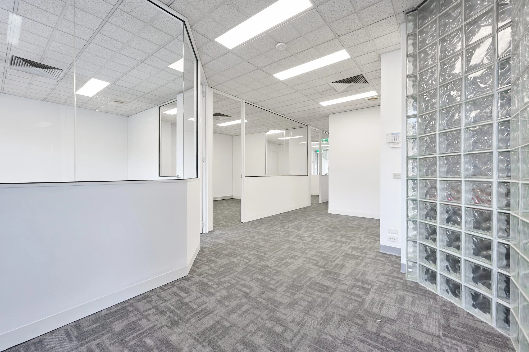 1_50 Howard St, North Melbourne-WEB-_DSC4180.jpg