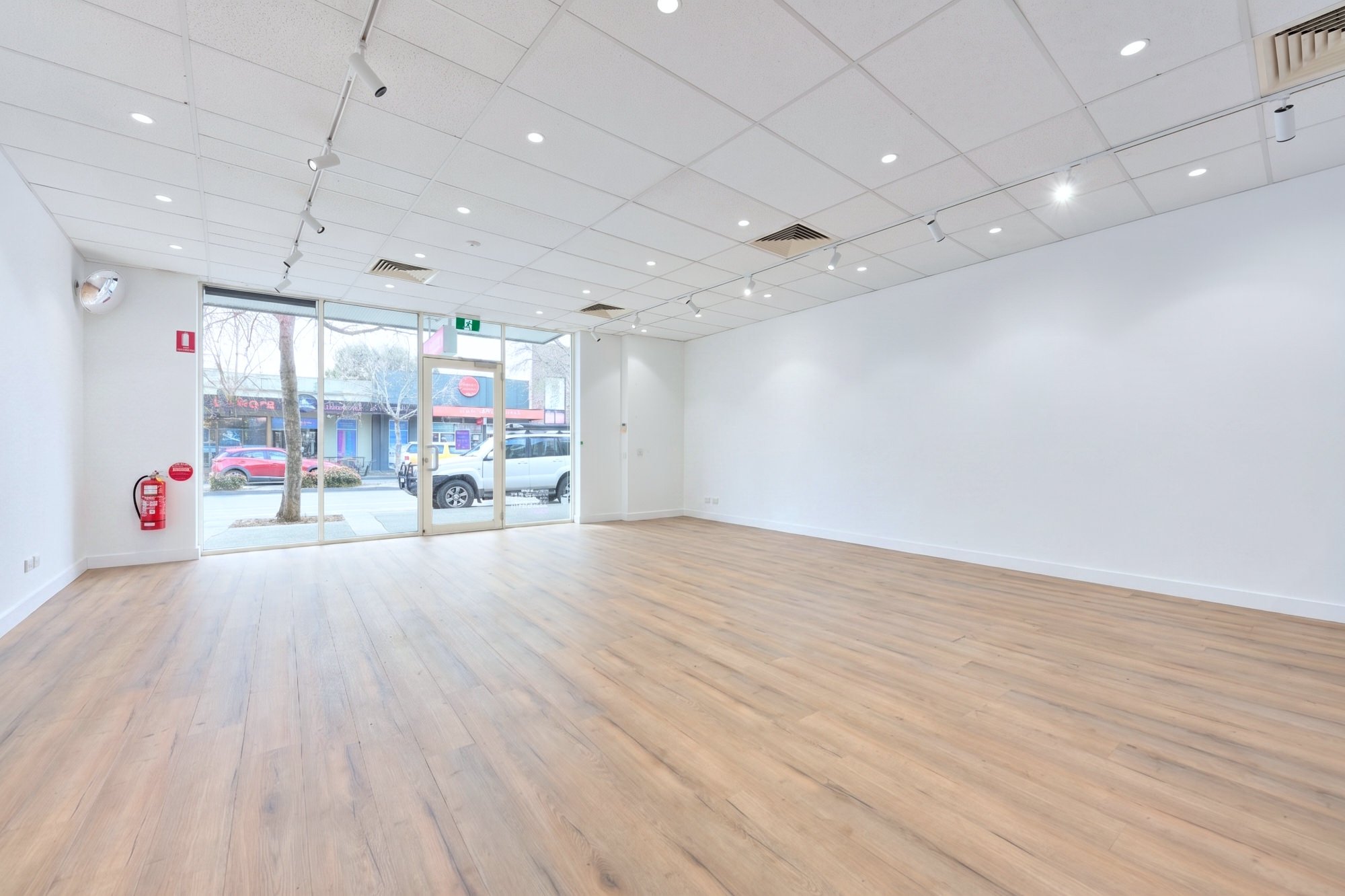 Shop 3 Laurimar Shopping Centre, 95 Hazel Glen Drive, Doreen-WEB-Gemini_Generated_Image_mdy4gnmdy4gnmdy4.jpg