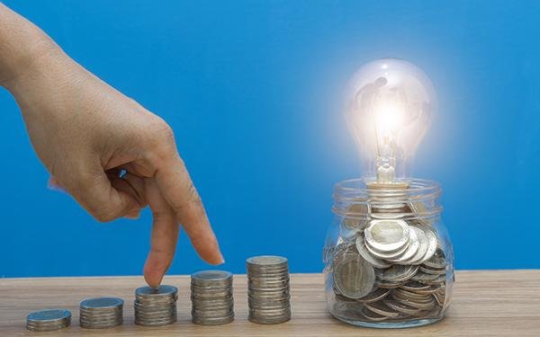 Reduce energy bills 600 x 375px.jpeg