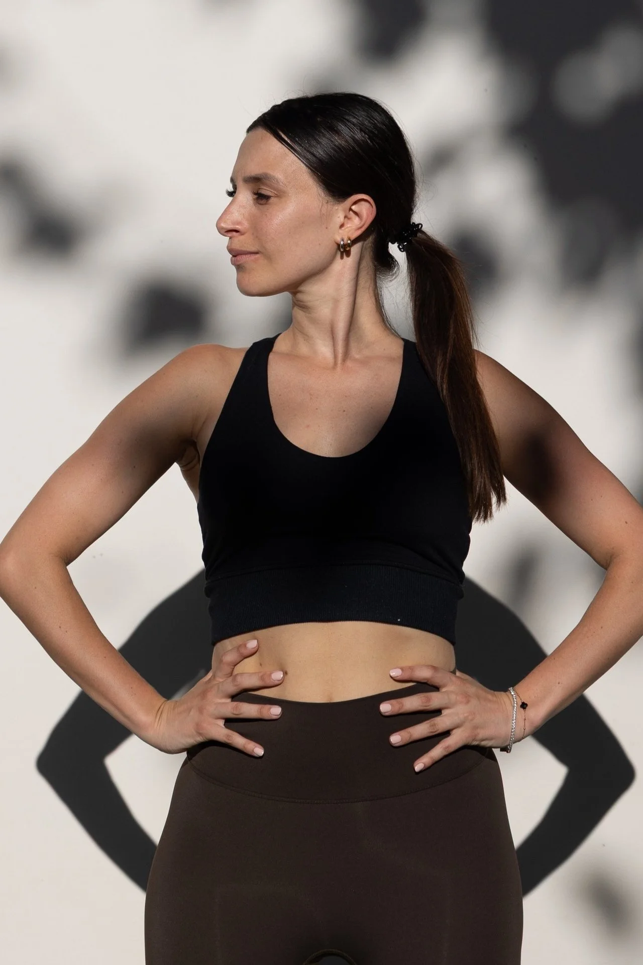 Professional pilates instructor with years of experiance in ballet, barre and personal training