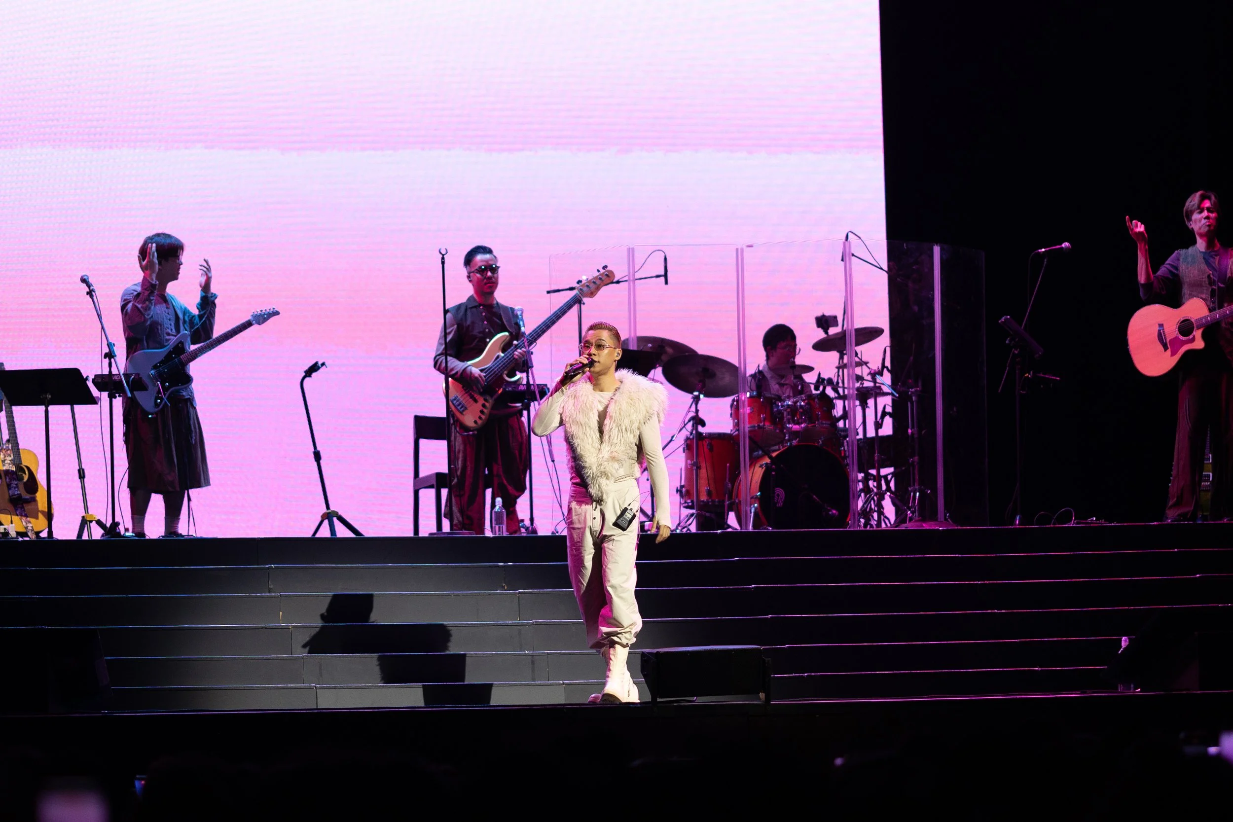 EVENT260627_Gareth T concert_SP3-10.JPG