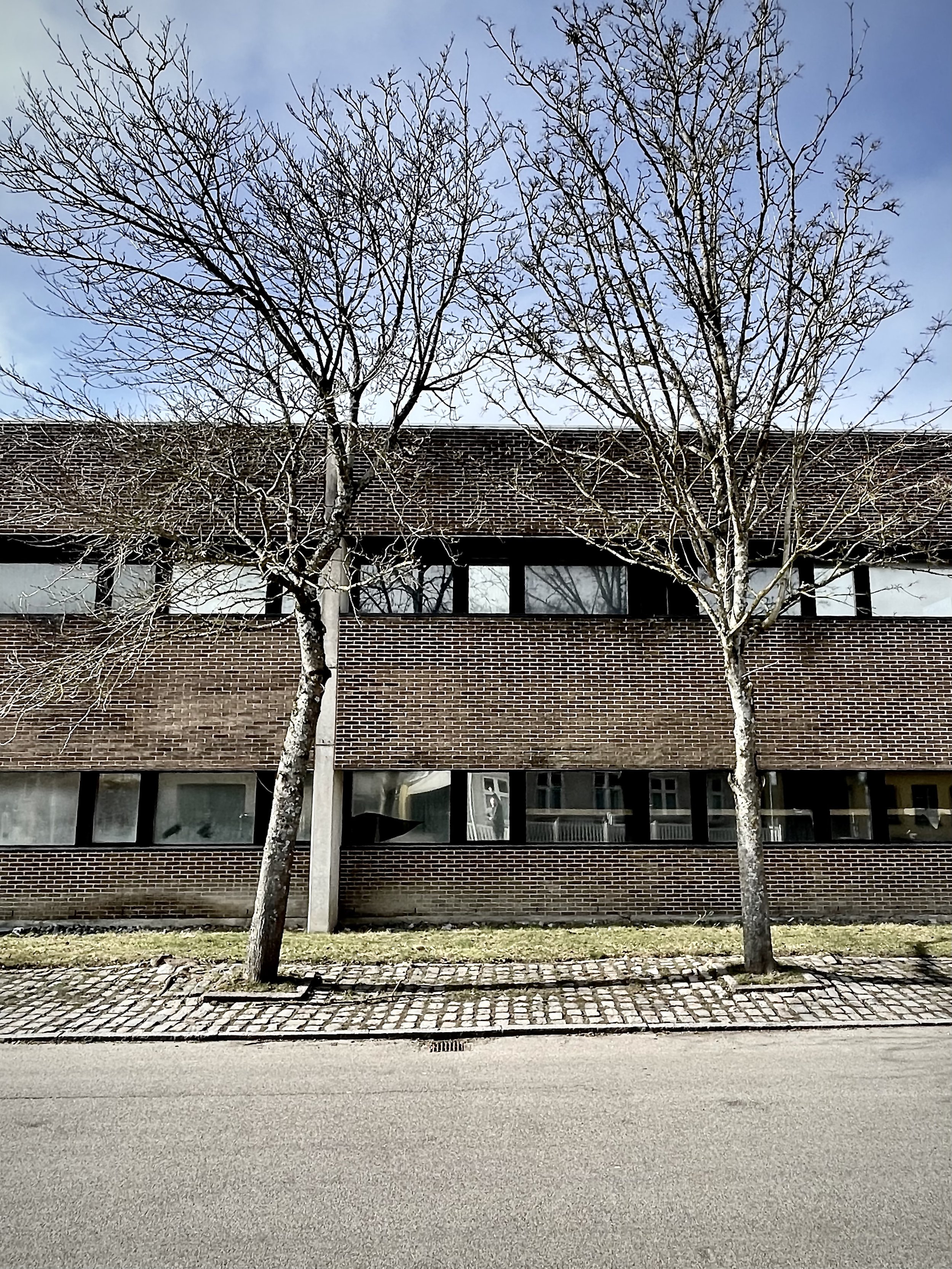 Tom. Men fyldt med potentiale.