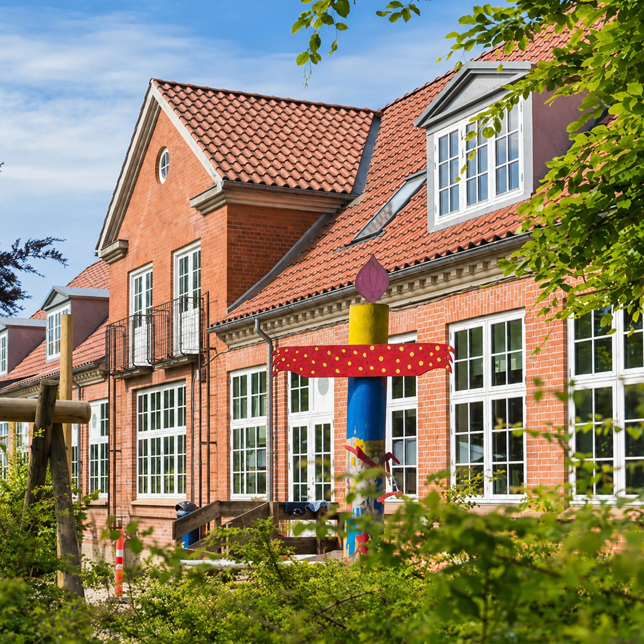 NÆSBY SKOLE