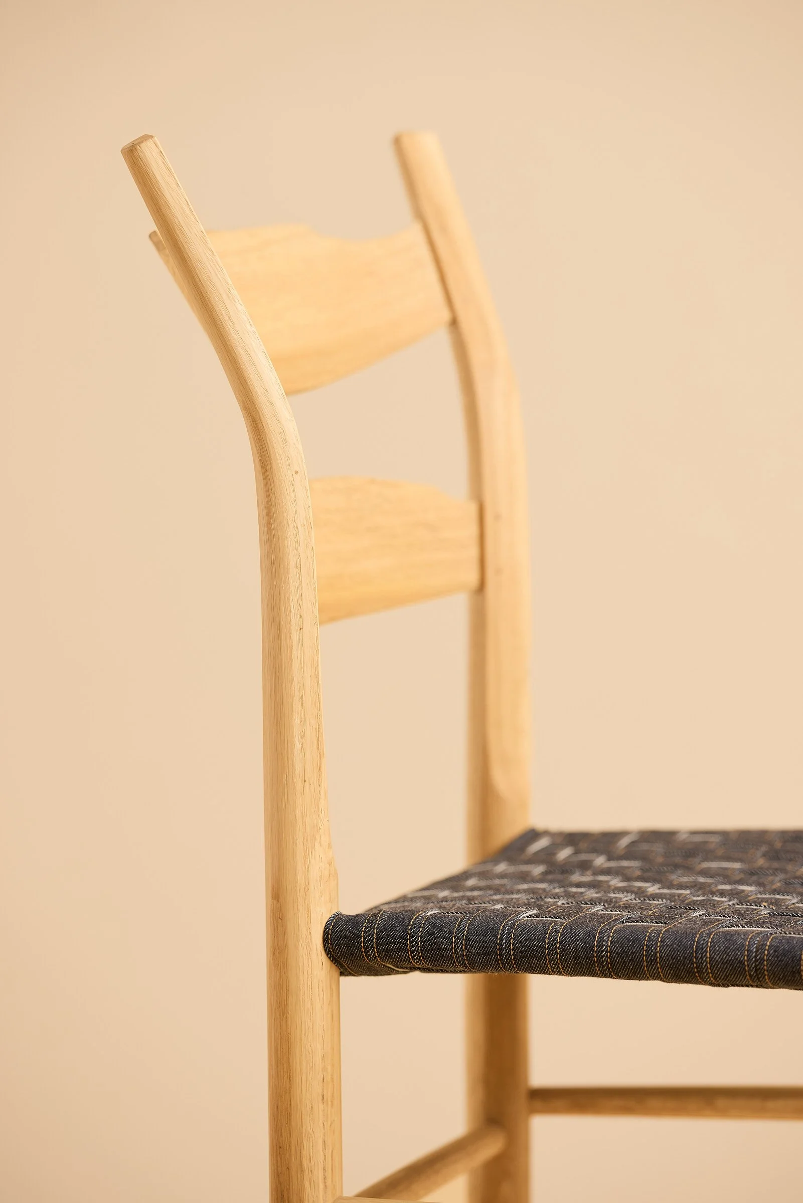 jennie-alexander-ladder-back-dining-chair-detail-05.jpg