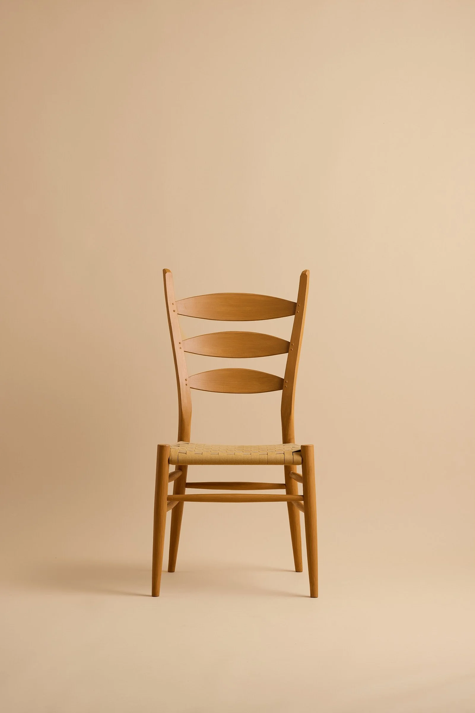 boggs-three-slat-dining-room-ladder-back-chair-04.jpg