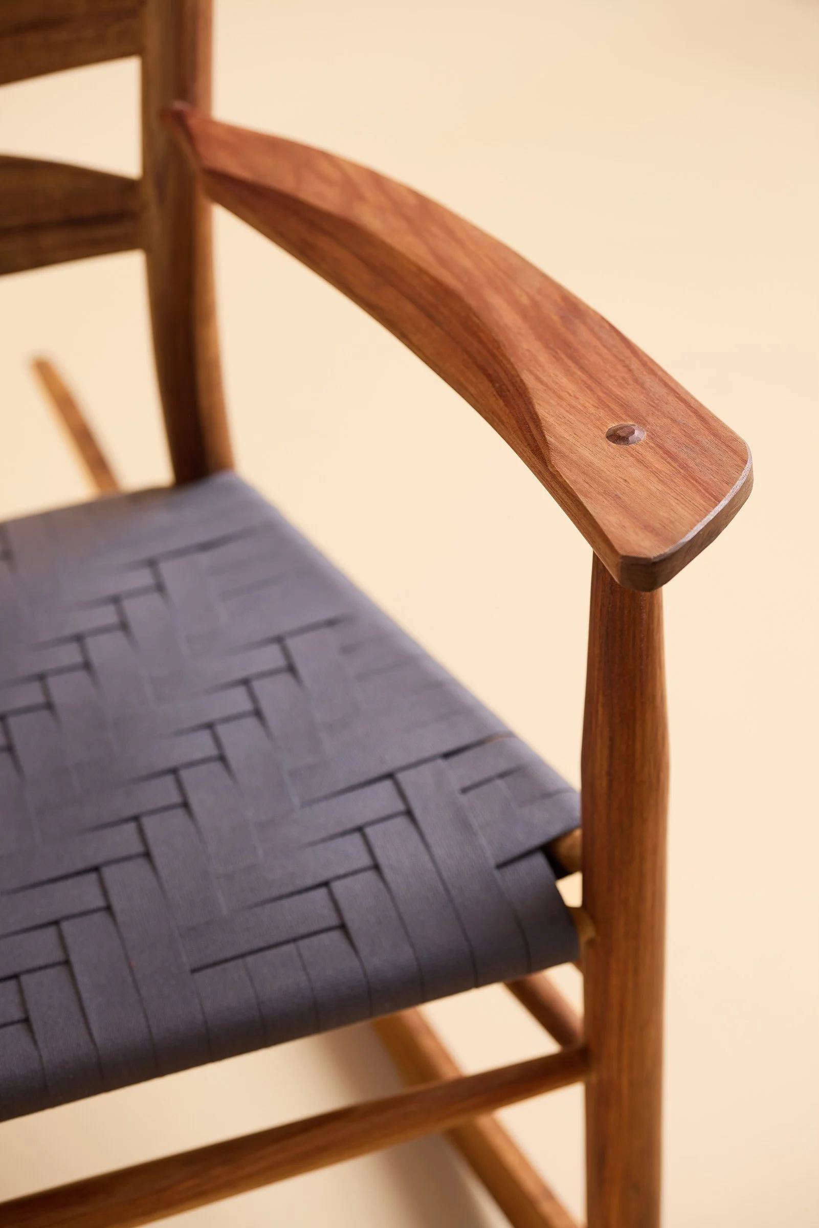 boggs-berea-six-slat-ladder-back-rocking-chair-detail-012.jpg