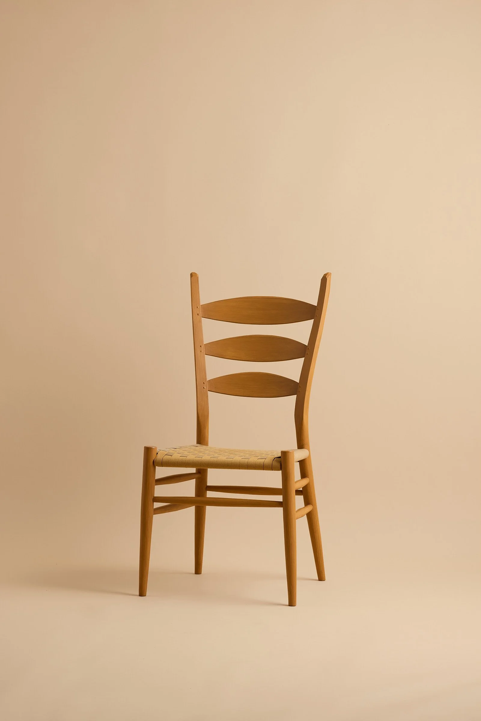 boggs-three-slat-dining-room-ladder-back-chair-01.jpg