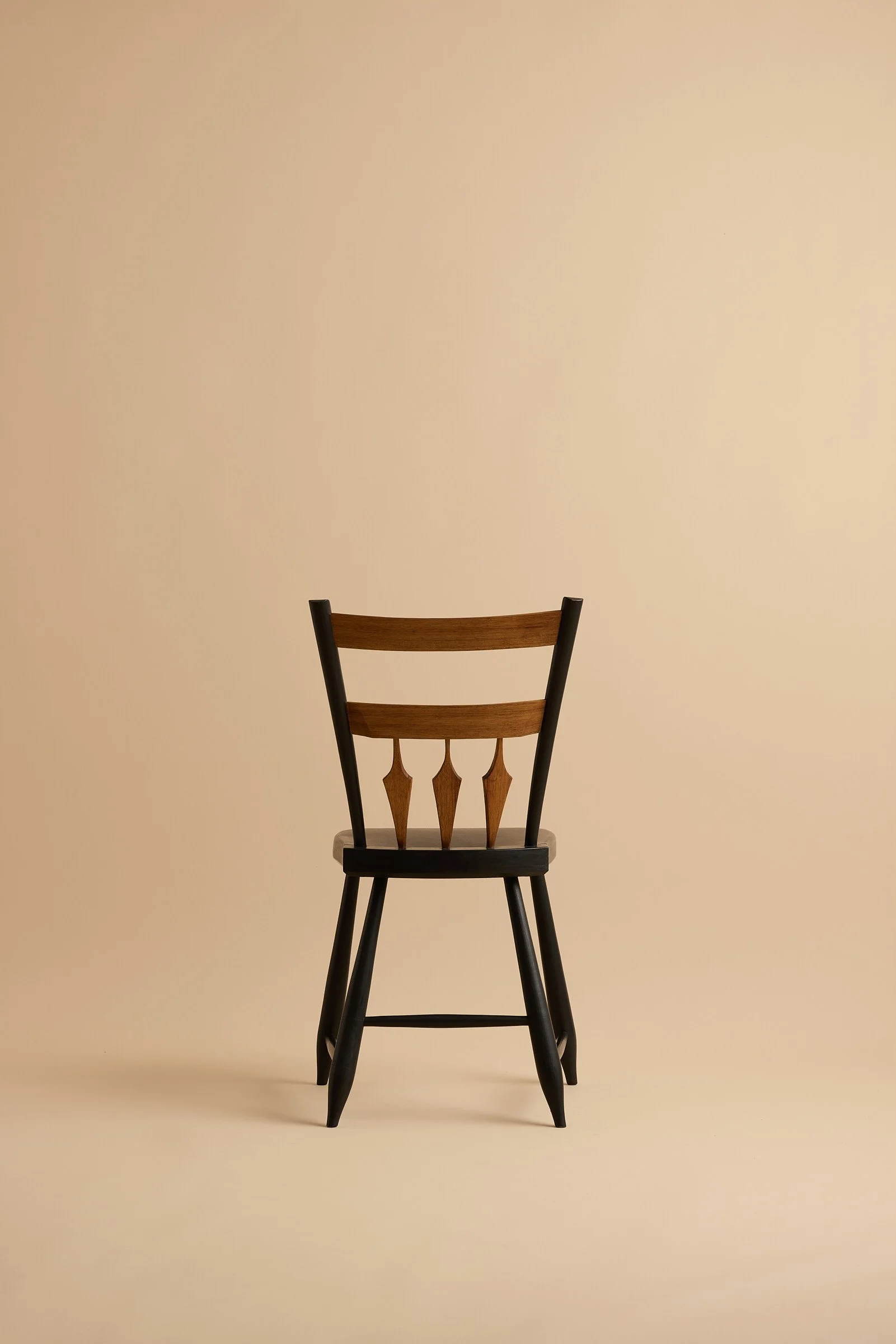 hendersonville-windsor-dining-chair-03.jpg