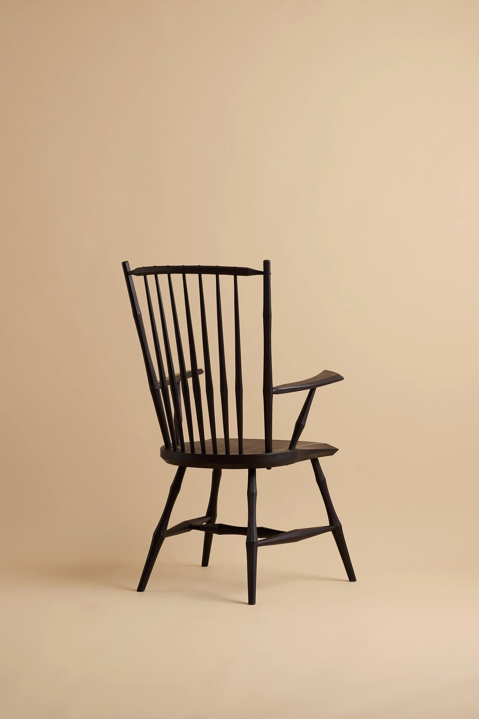 democratic-windsor-arm-chair-02.jpg