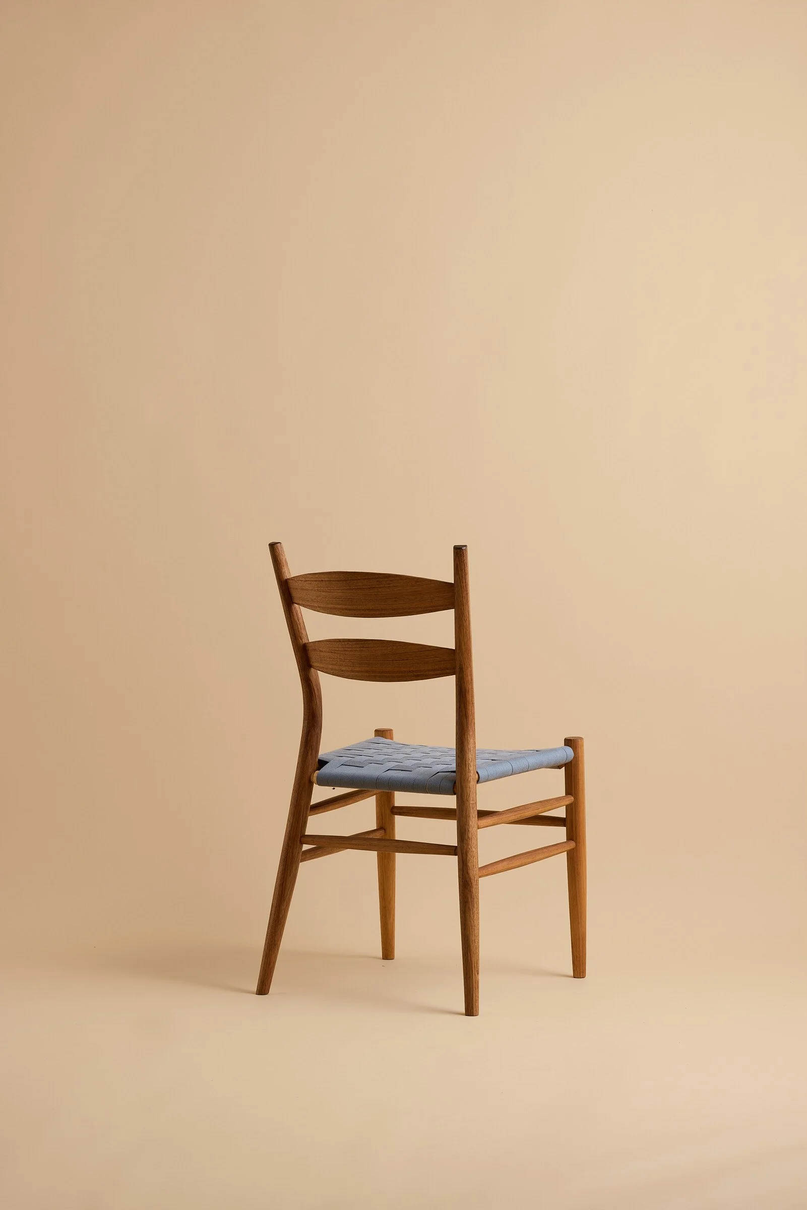 two-slat-ladder-back-dining-chair-02.jpg