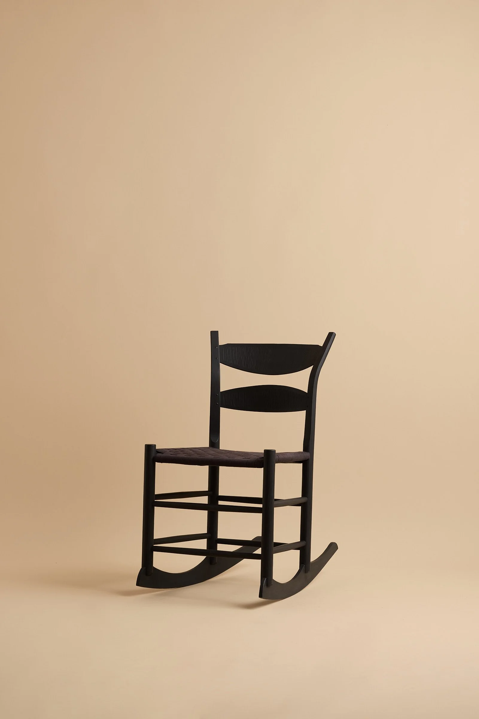jennie-alexander-ladder-back-rocking-chair-01.jpg