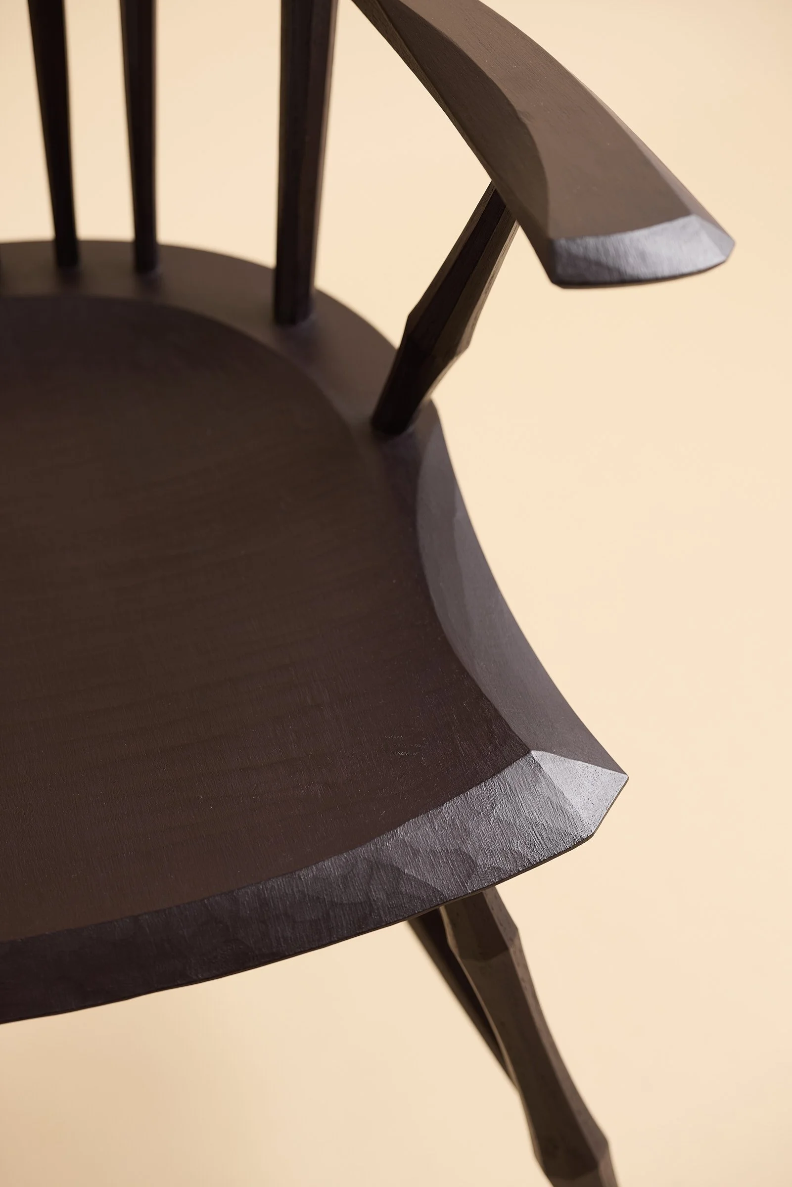 democratic-windsor-arm-chair-detail-03.jpg
