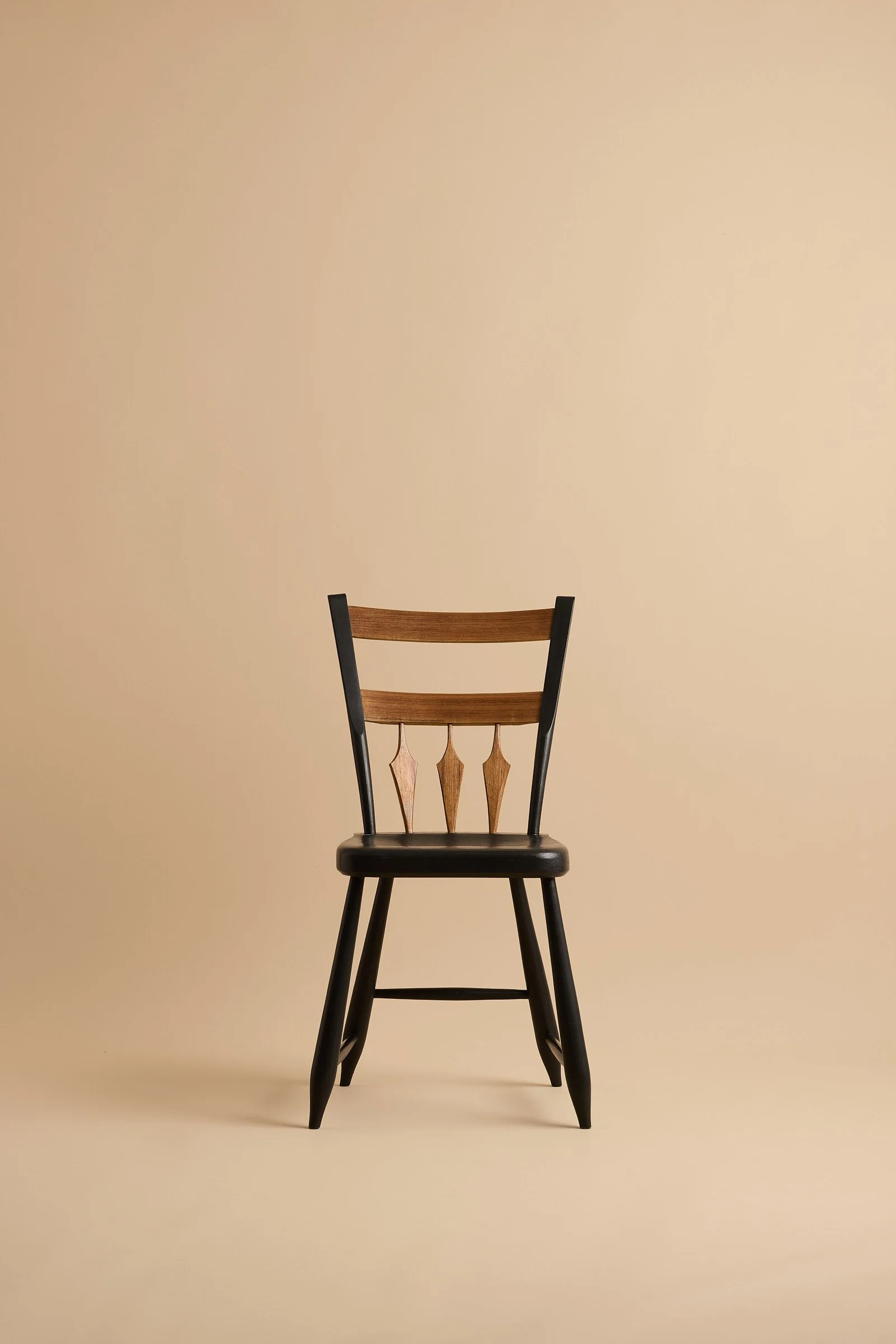 hendersonville-windsor-dining-chair-04.jpg