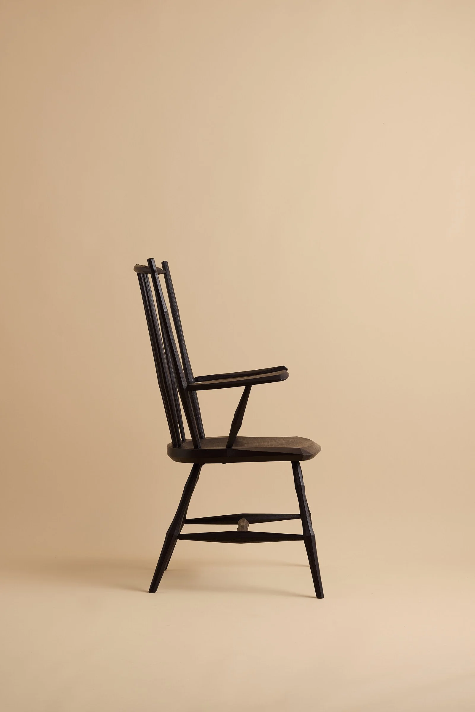 democratic-windsor-arm-chair-05.jpg