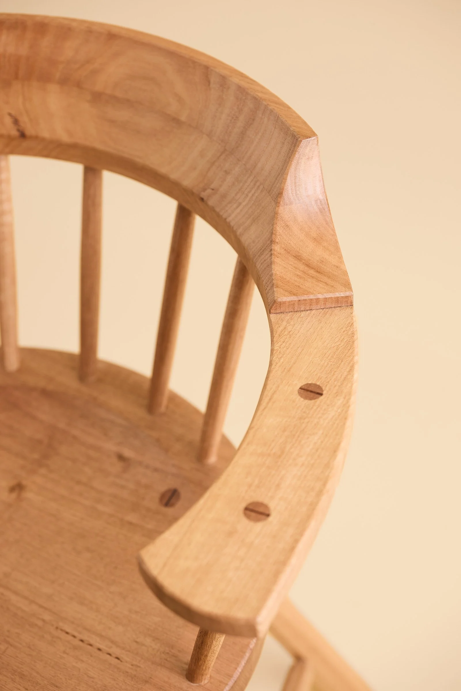 lap-low-back-welsh-stick-arm-chair-detail-02.jpg