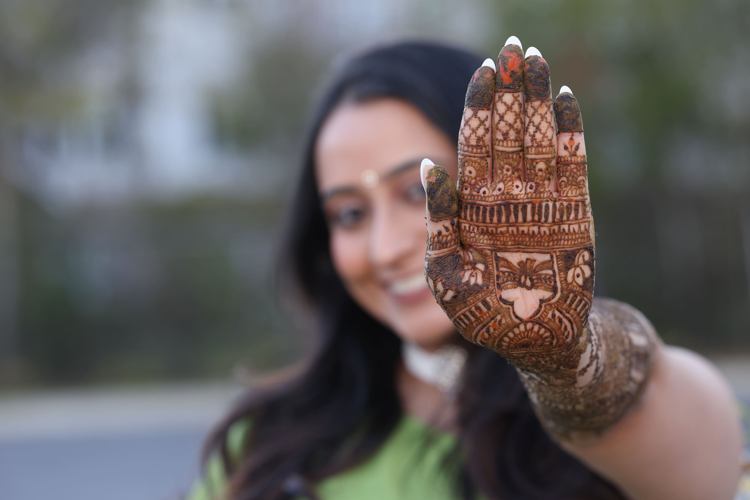 Modern Mehndi Party Ideas</span>