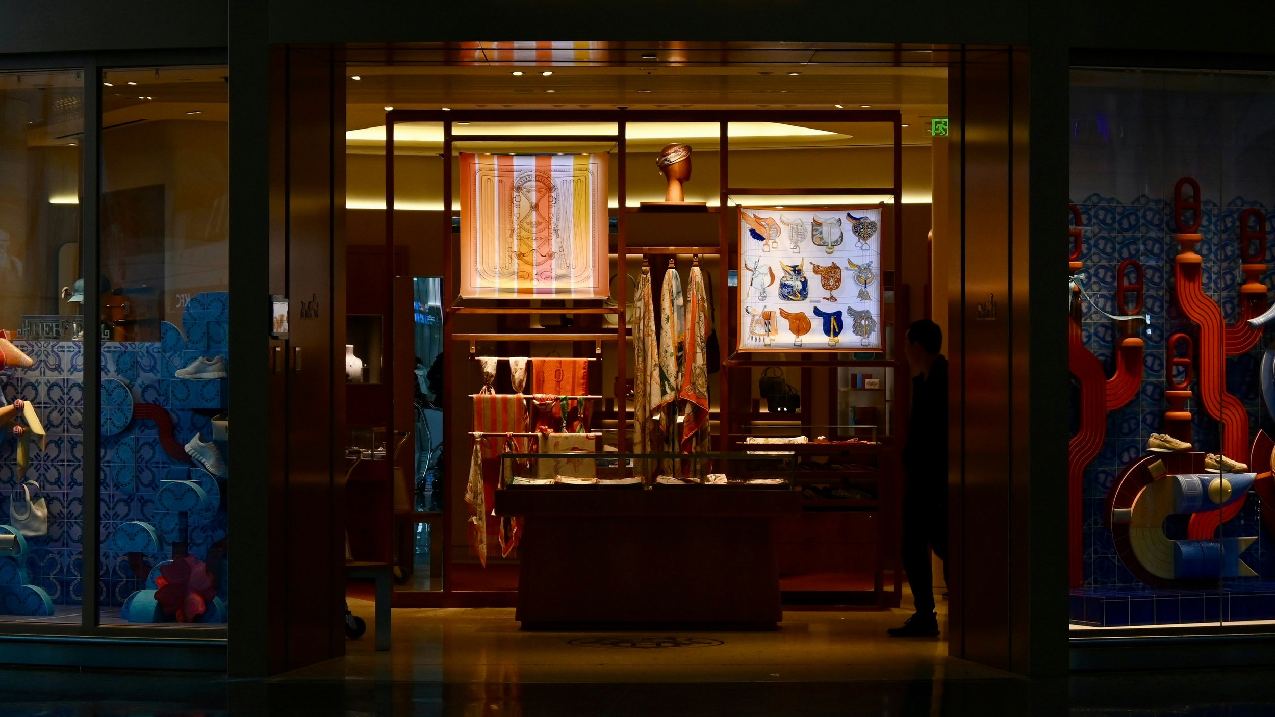 Why Most Luxury Brands Look Expensive but Don’t Feel Valuable: Lessons for Independent Founders