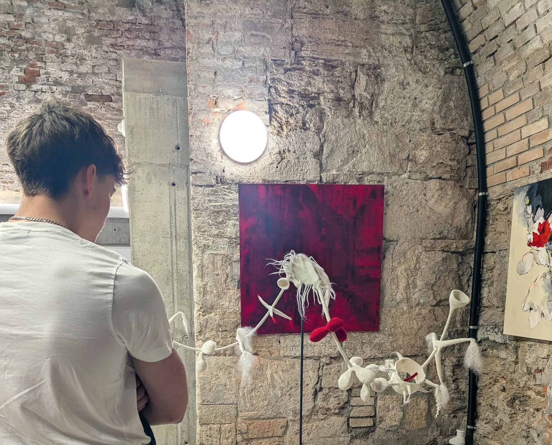 Kunstwerke Heike Schneider im Sommerkeller Bernried