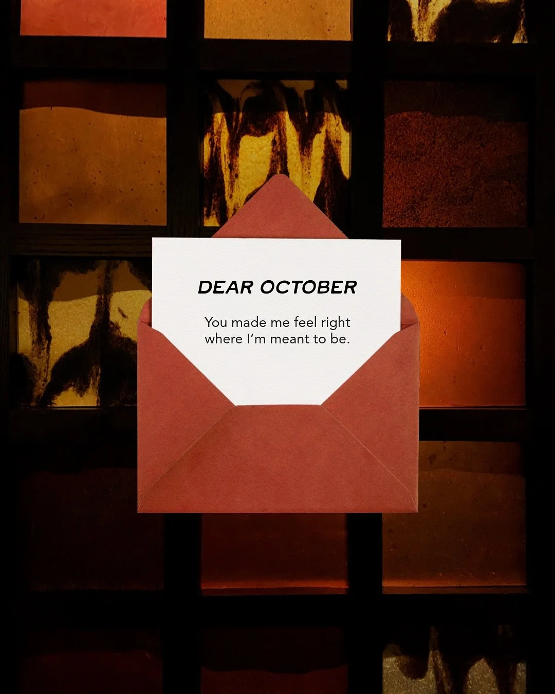 October Recap 🍁

By doing this recap, I realized how much I actually loved this month.

It was a fuuuuull one : lots of work work work, new projects, a new side job, and playing around with Photoshop.

For sure, a lot of exhaustion but definitely it