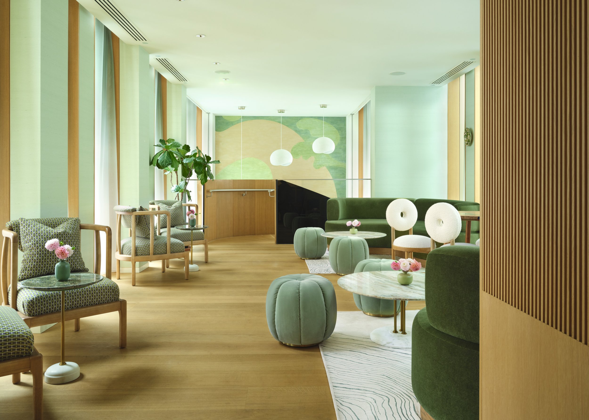 NADA_DESIGNS_BONHAMS_CLIENT_ROOM_WIDE_0044.jpg