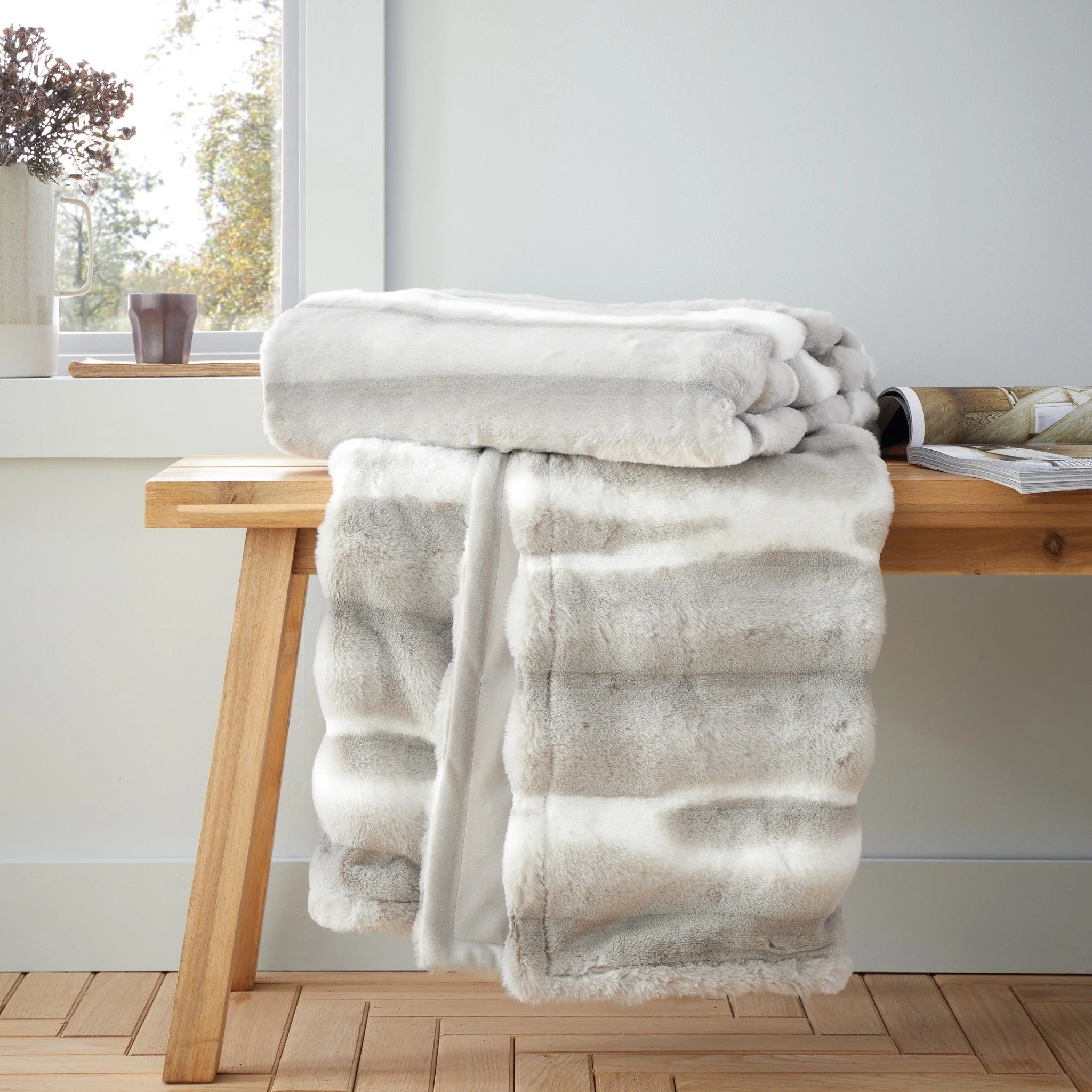 ✨ Add a touch of luxury to your home with Flint Faux Fur ✨

Beautifully designed with a ribbed effect, this ultra-soft throw brings warmth, texture, and sophistication to any space, perfect for cosy nights in. 🖤🛋️

#FlintFauxFur #CosyHome #HomeDeco