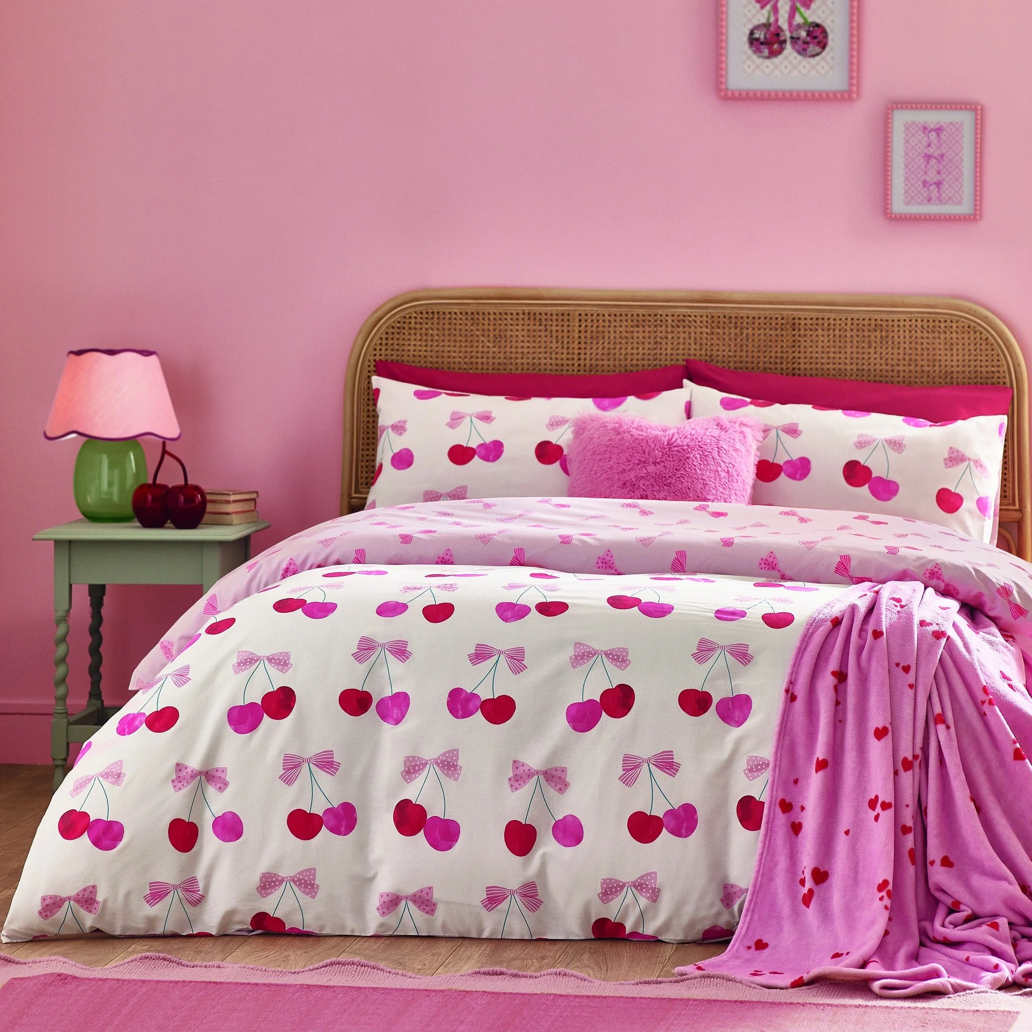 Share the love with a bedroom refresh that feels sweet and playful this Valentine&rsquo;s 💕🍒
Delicate watercolour cherries and dainty bows bring a fresh, romantic charm, while the reversible pink bow design gives you two gorgeous looks in one. Craf