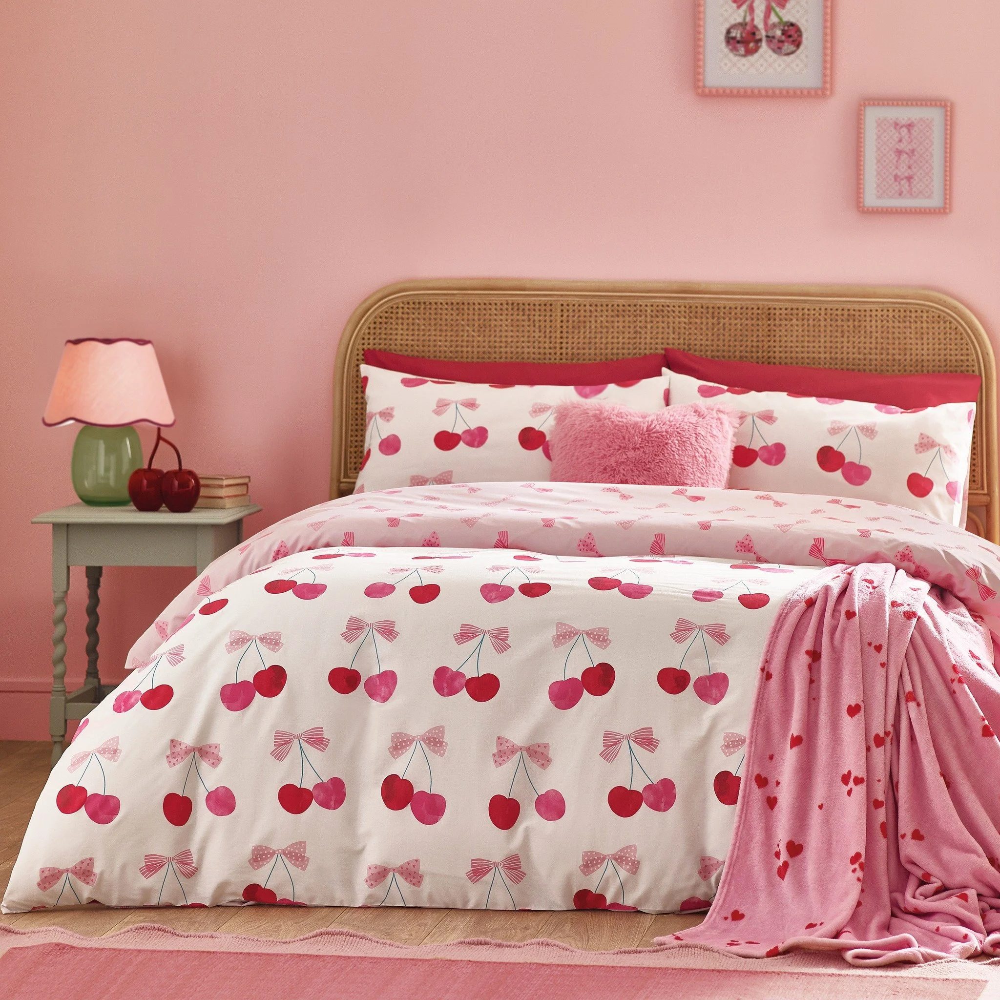 Share the love with a bedroom refresh that feels sweet and playful this Valentine&rsquo;s 💕🍒

Delicate watercolour cherries and dainty bows bring a fresh, romantic charm, while the reversible pink bow design gives you two gorgeous looks in one. Cra