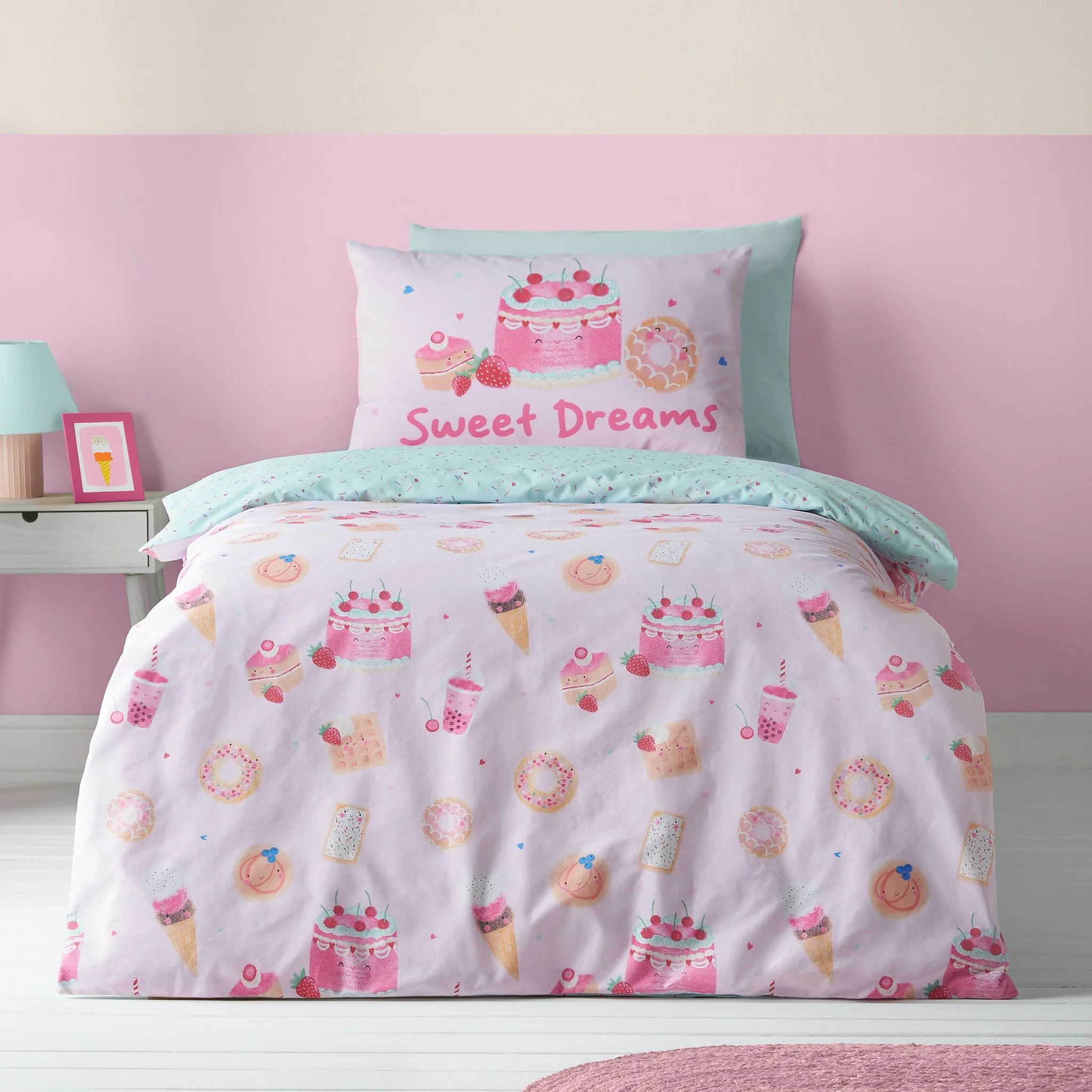 Make bedtime extra sweet with this playful, dessert inspired set. Fully reversible for a fresh new look and crafted for everyday comfort. 🍩✨

#KidsBedroom #BedtimeFun #BeddingInspo #ReversibleDesign #SweetDreams #EasyCareLiving #HomeStyle