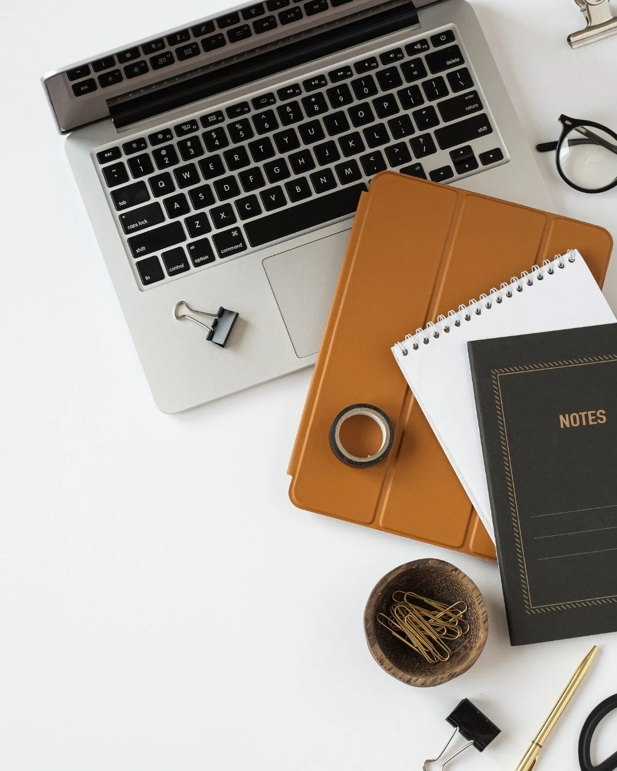 Branding vs. Aesthetic: Why Pretty Graphics Won’t Make You Money