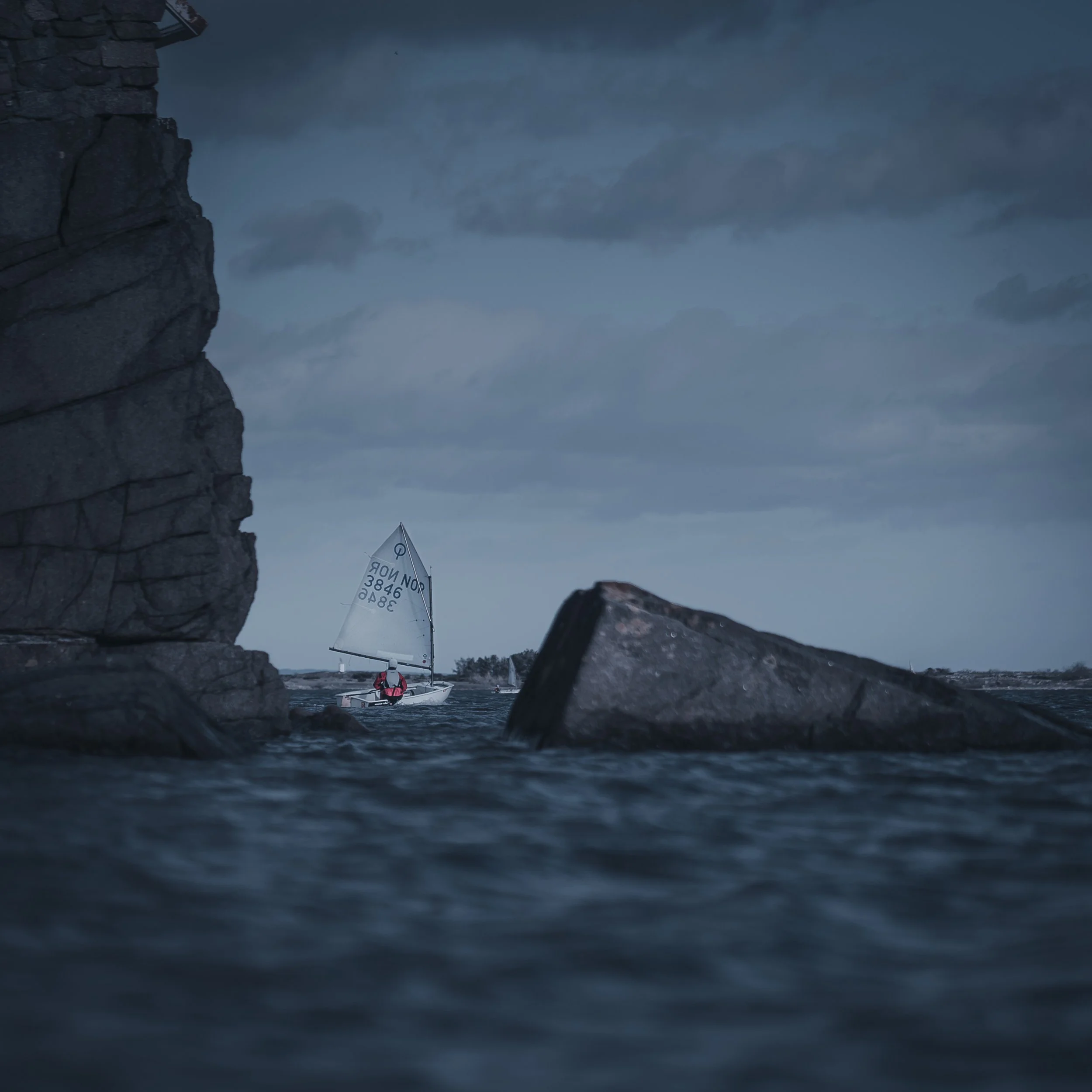 All_BlueSailing_MediumSizeOptiStone-2.jpg