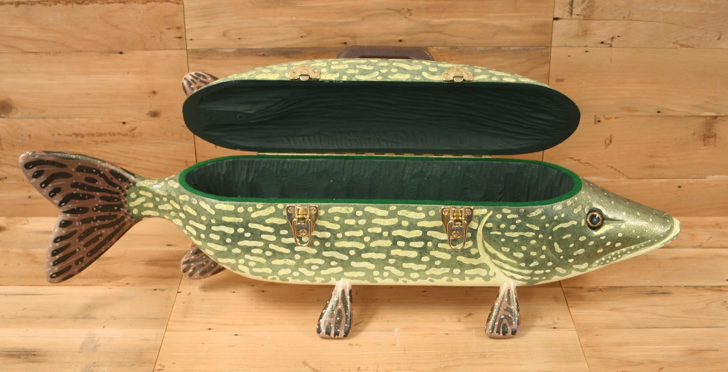 32" Northern Pike Decoy Box by Harry Phillips - Open