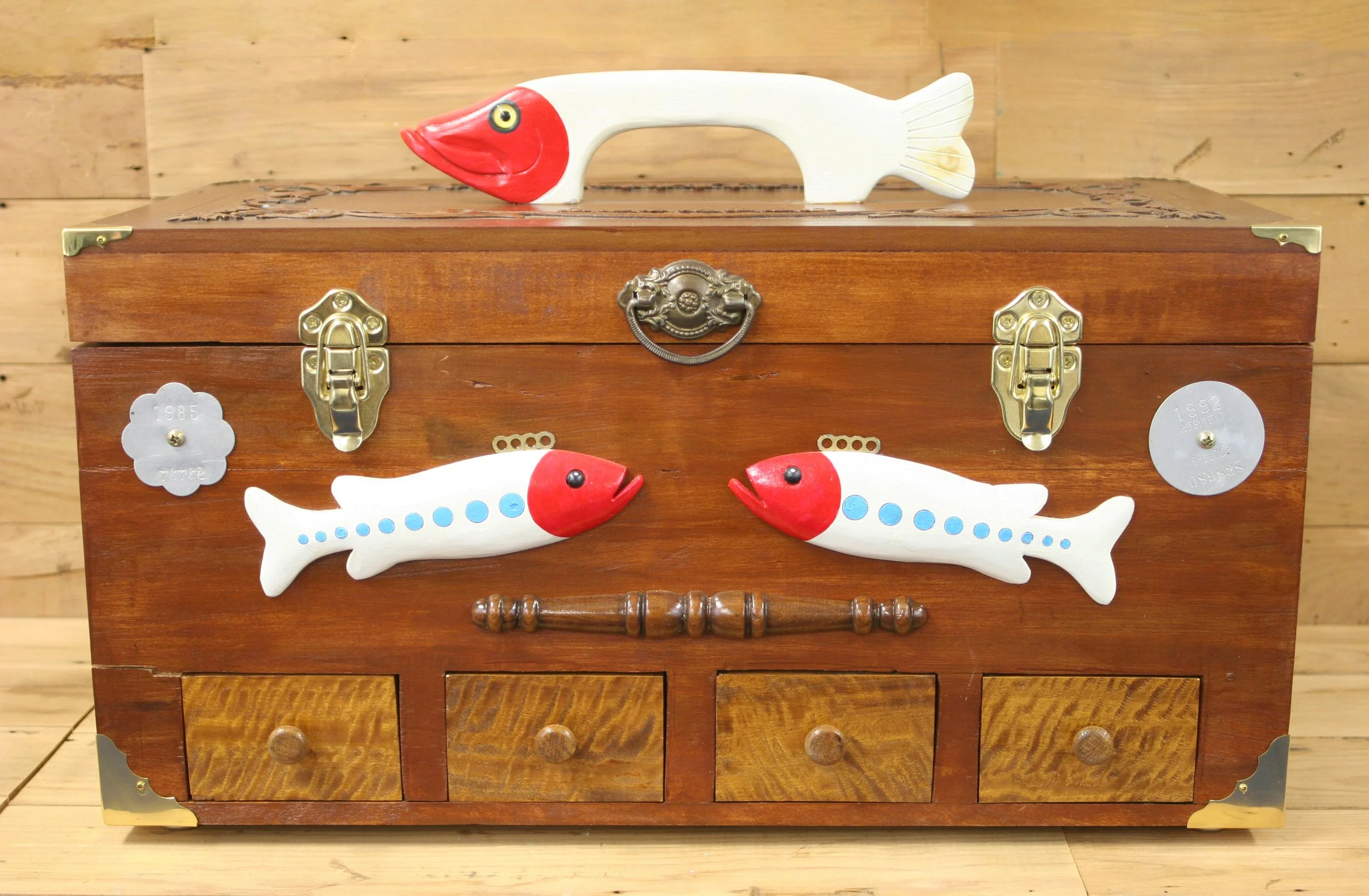 21"x11"x11" Decoy Box by John Peeters