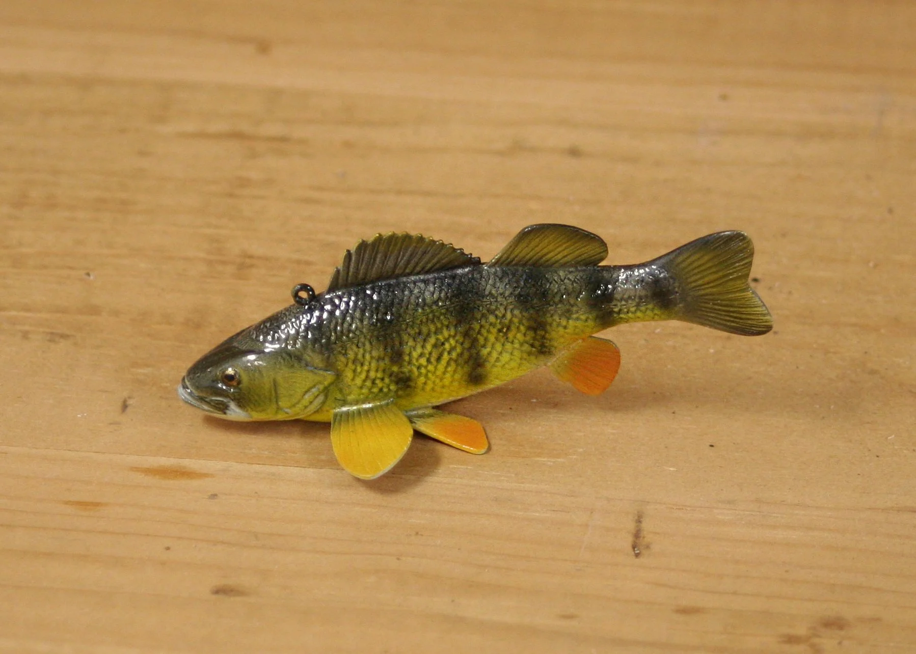 3" Airbrush Perch by Greg Pususta