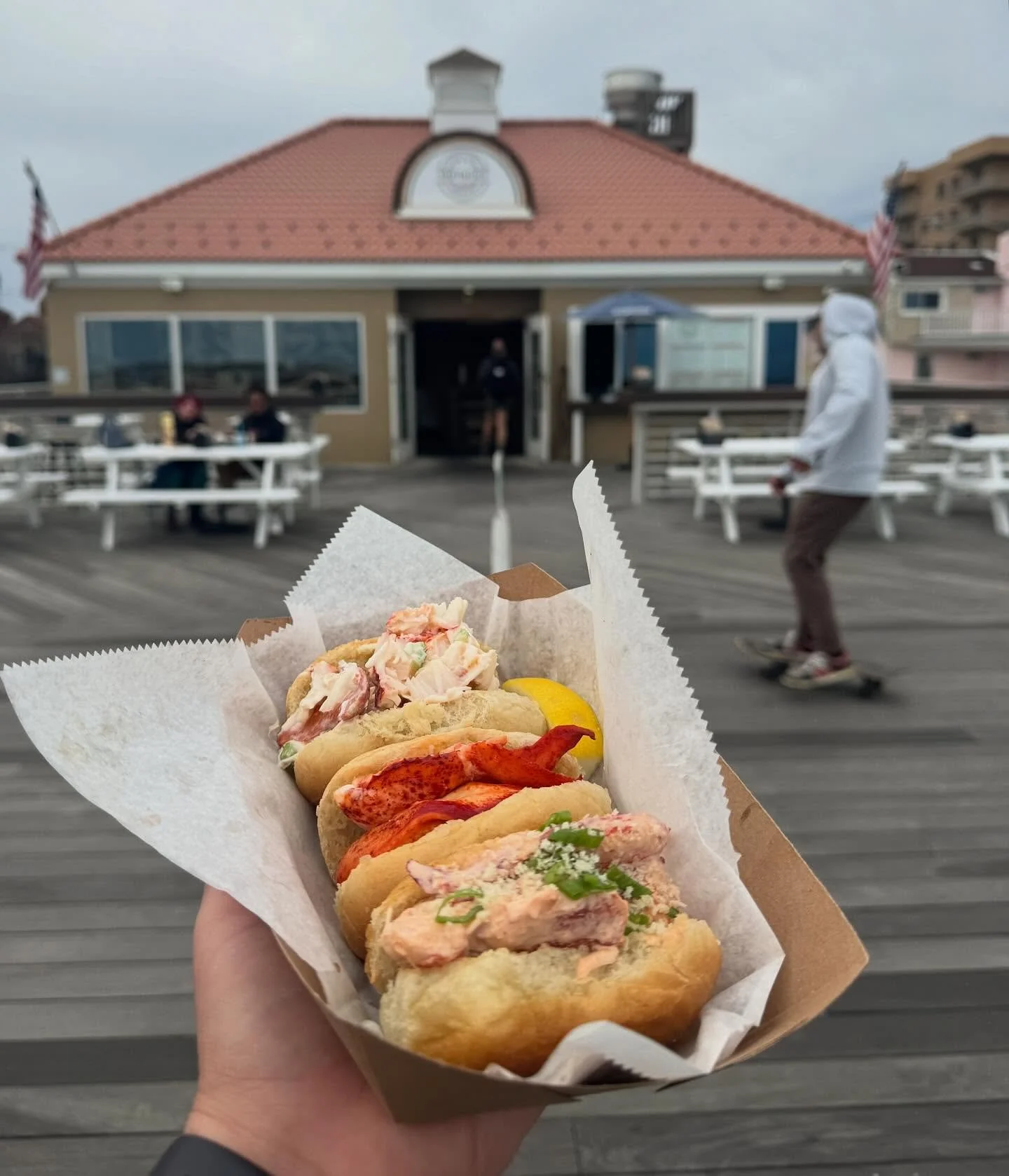 🚨📢‼️ Now introducing the lobster flight!! Choose any 3 mini style 🦞🦞🦞