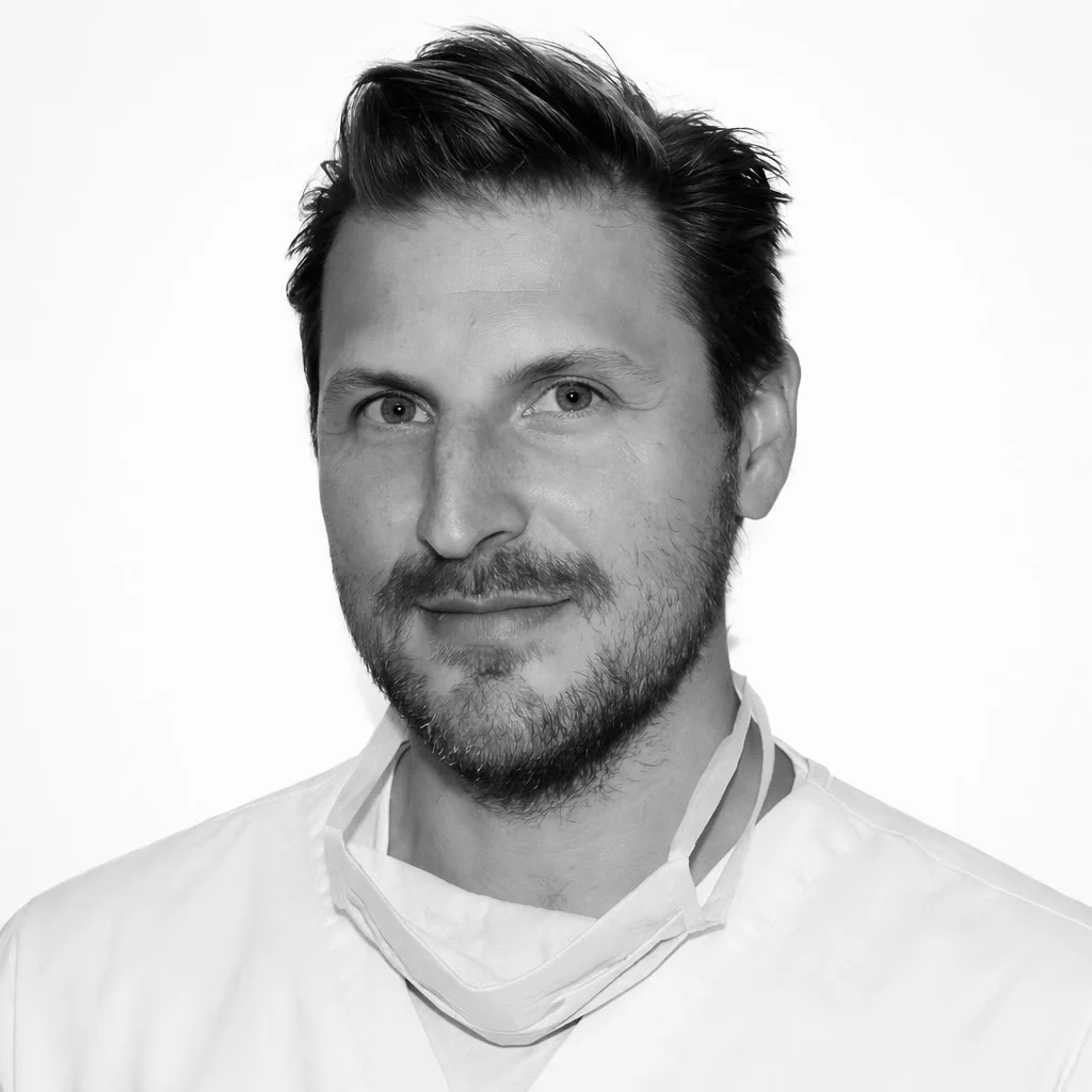 Dr Hadrien Bouckenooghe, orthodontiste à Pont-l'Abbé, Finistère