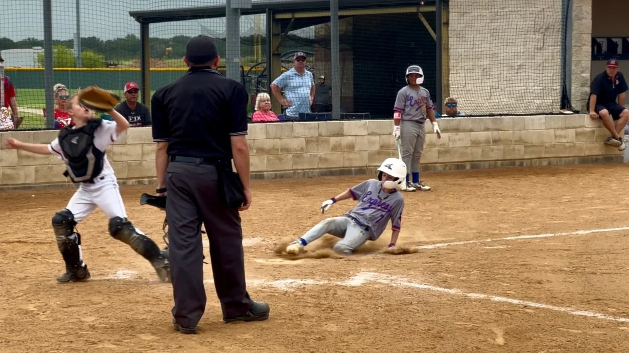 #7 O’Neil, safe at home