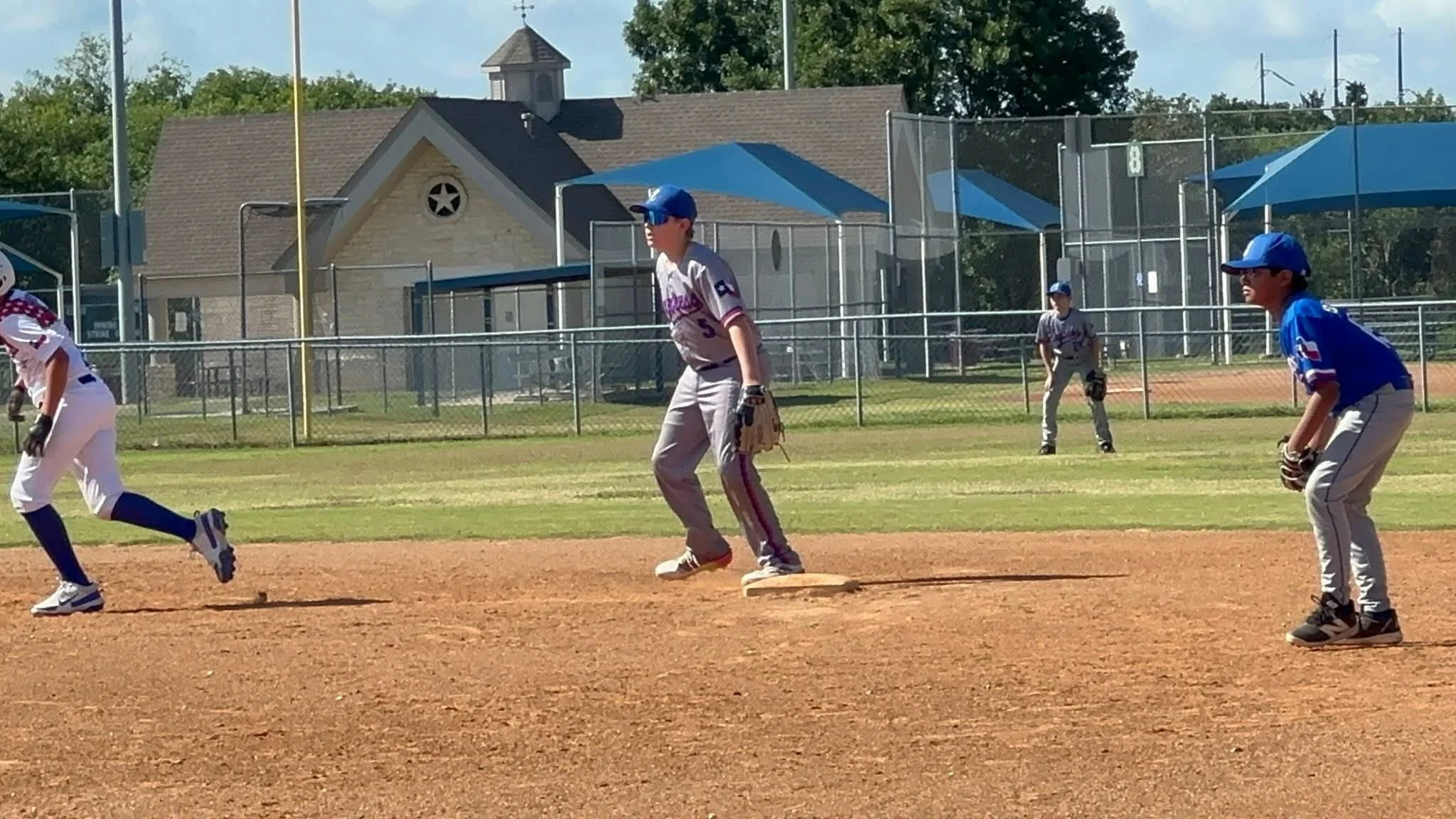 #5 Russell, #19 Joey Delgado