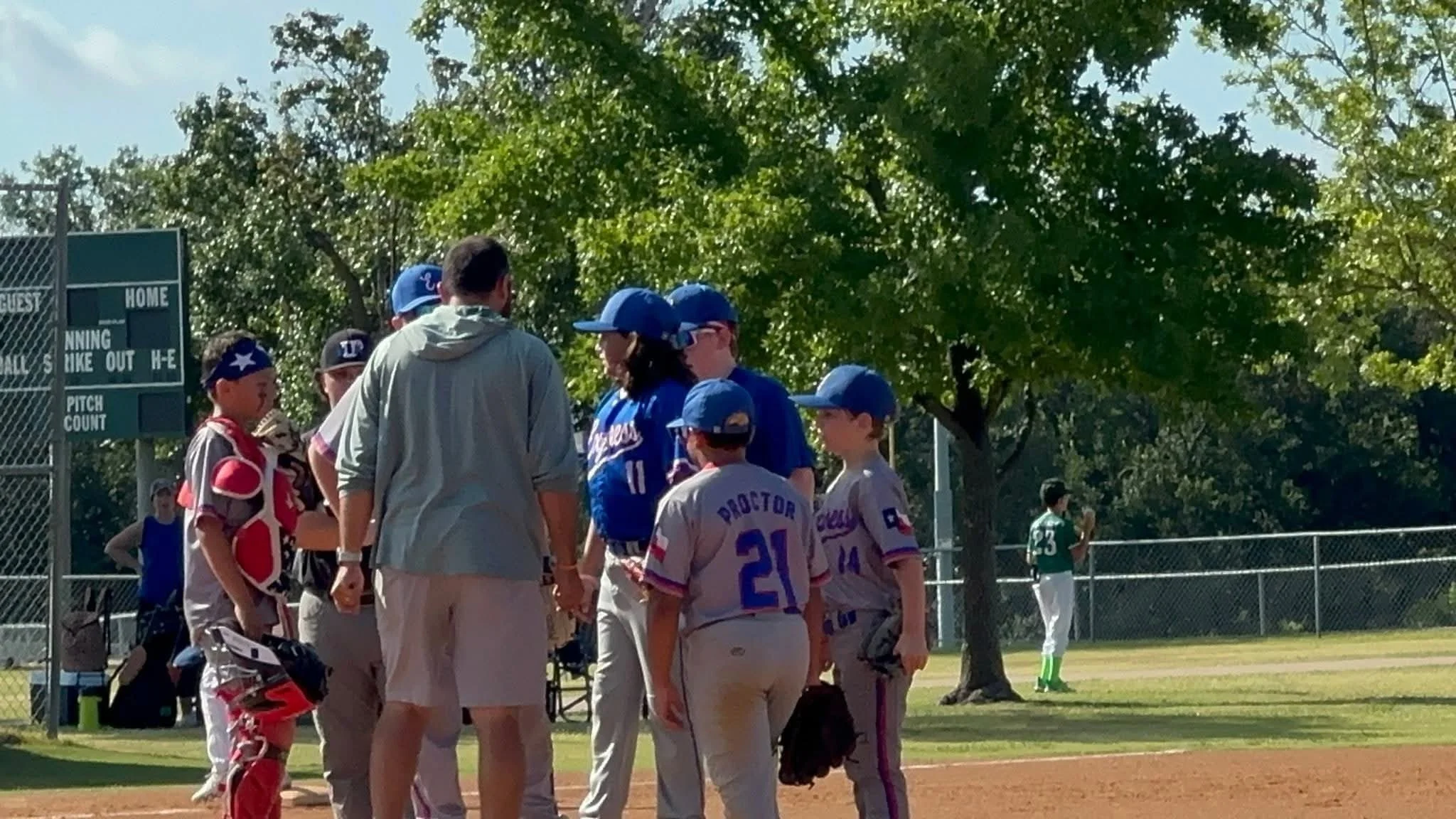 Out’s on 3!