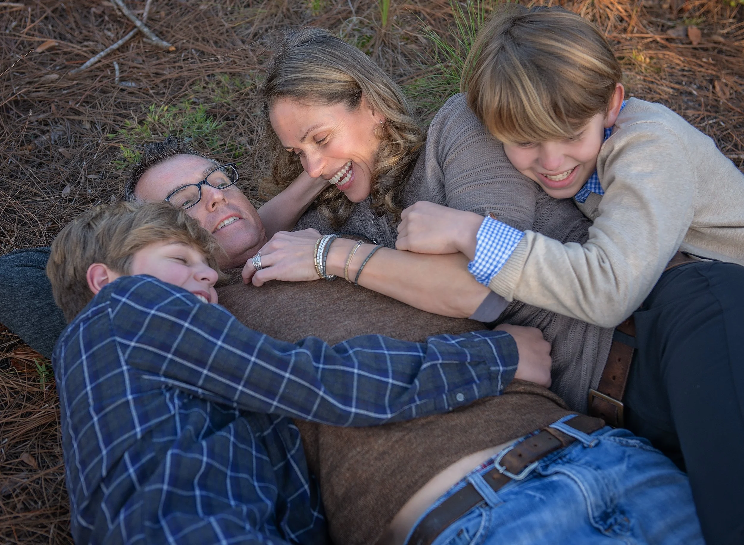 Relaxed family photo session in Tampa, FL showing real family moments before holiday cards